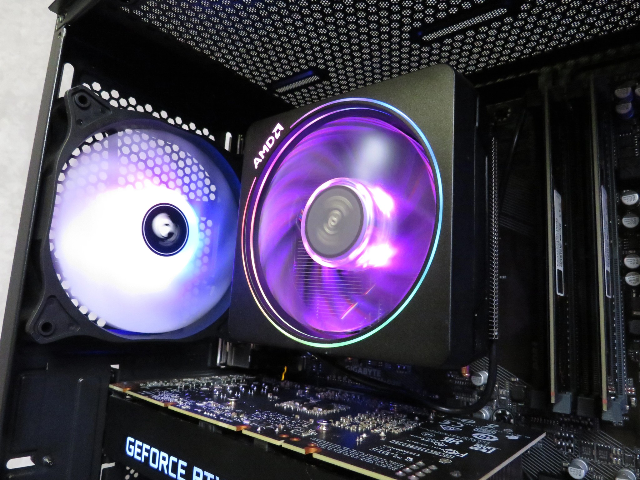 Mid Range MASTER! RTX 3060 12 GB + Ryzen 5 5500 + 16 GB DDR4 + 1 TB NVME