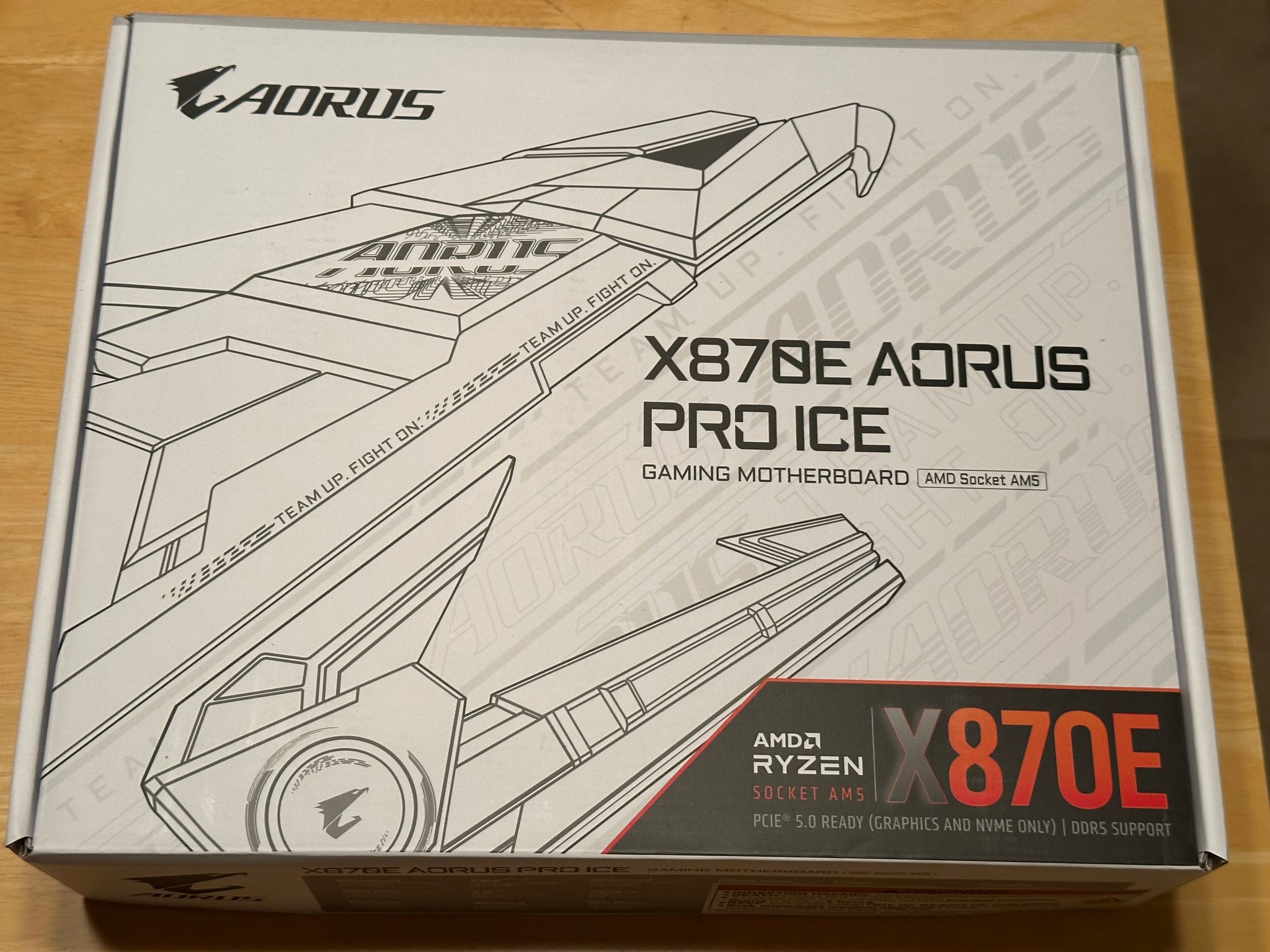 GIGABYTE X870E AORUS PRO ICE