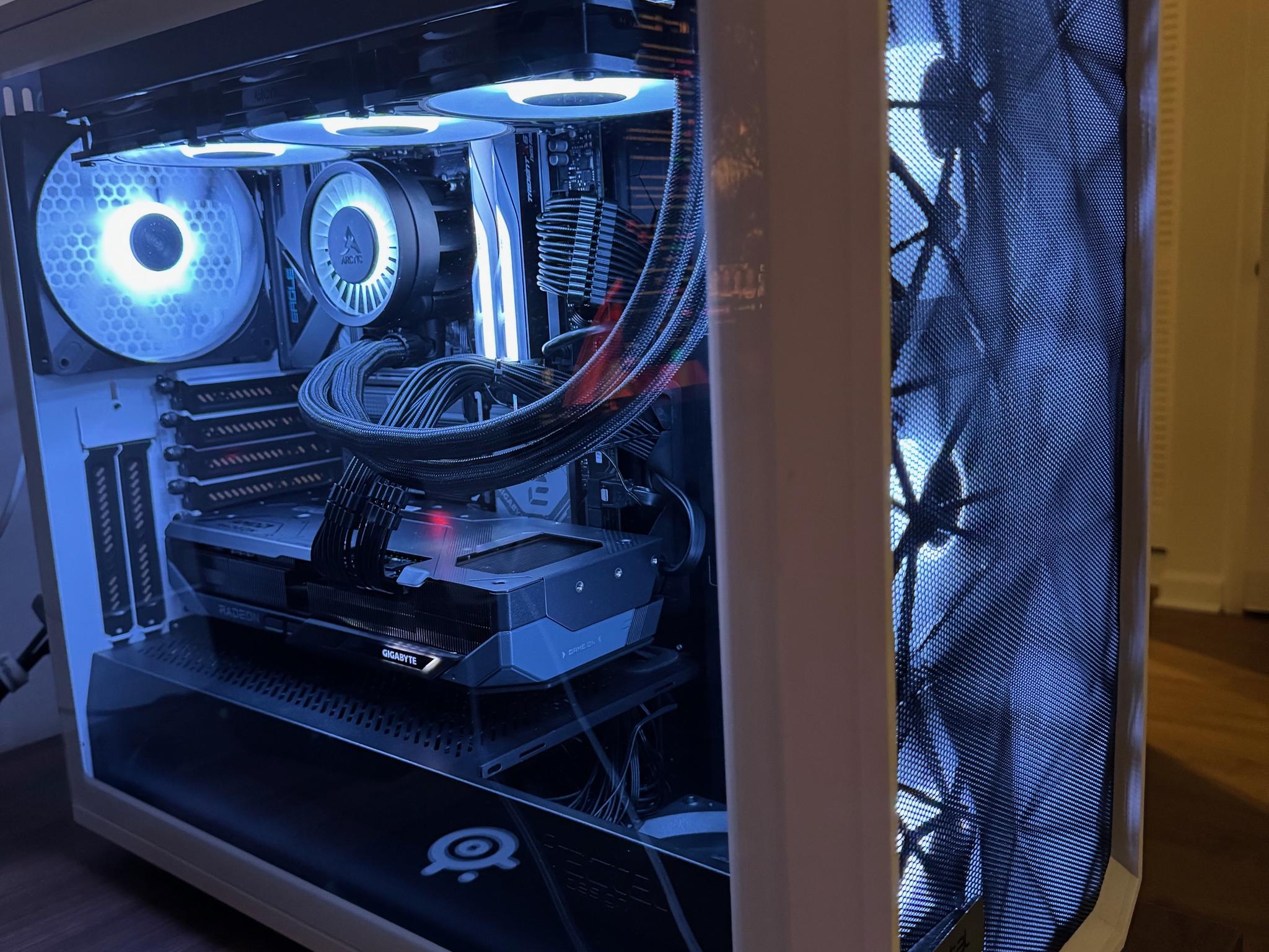 Fractal Design Meshify S2 White and Black