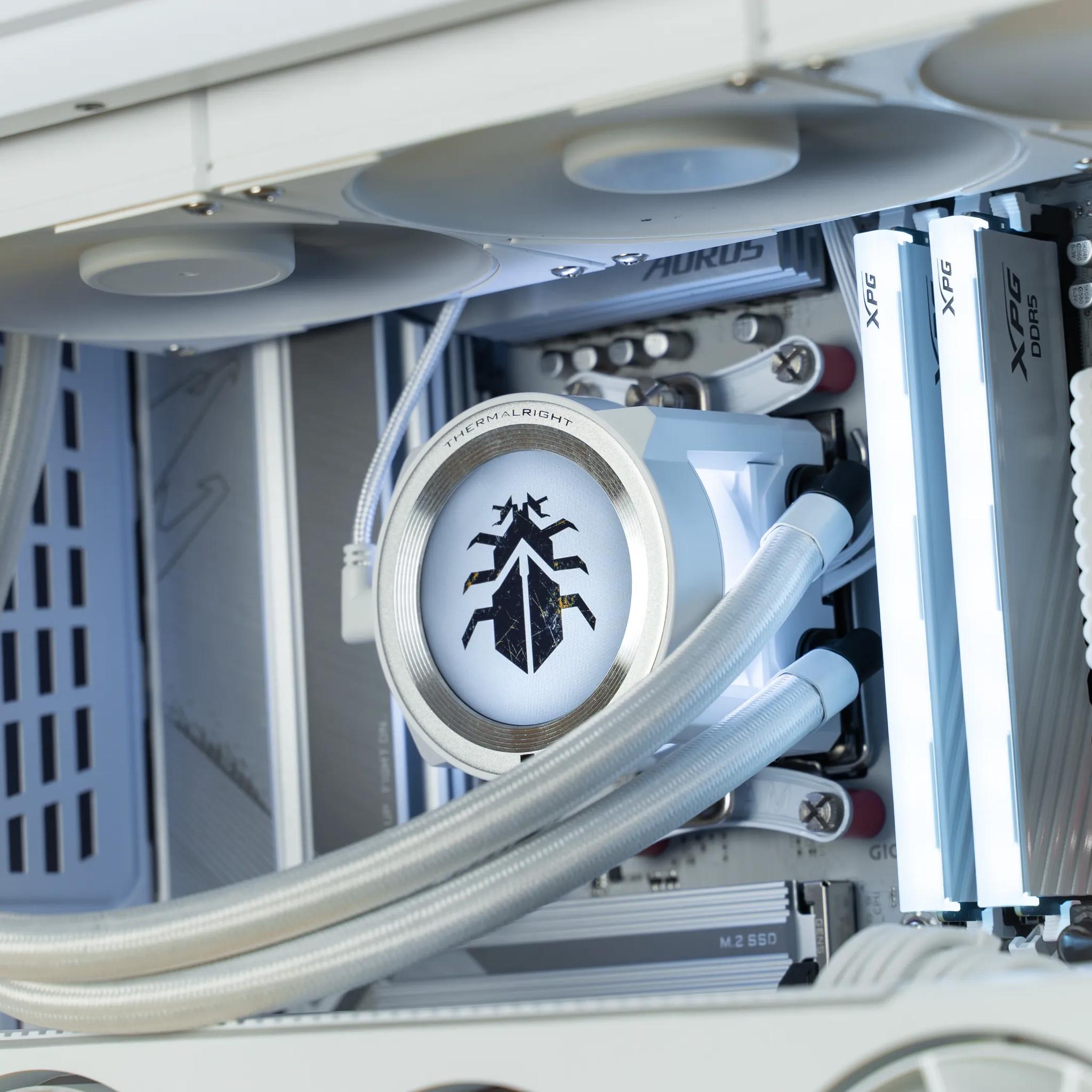 “Cyphernox” RX 7800 XT Ryzen 5 7600 32GB Windows 11 Pro 2TB White Edition Gaming PC