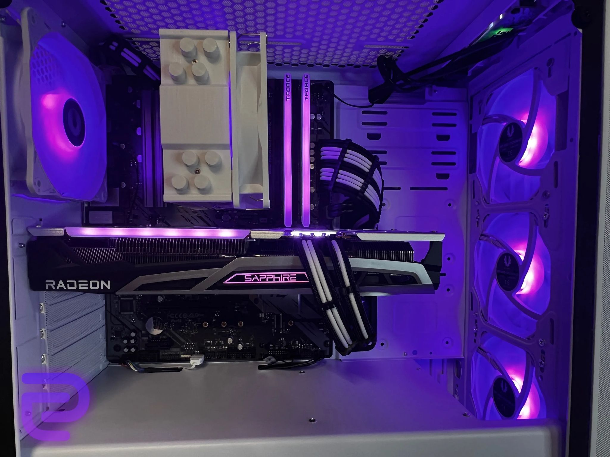 Domino v2 || AMD Ryzen 5 5600 w/ Sapphire Nitro+ RX 6700 XT