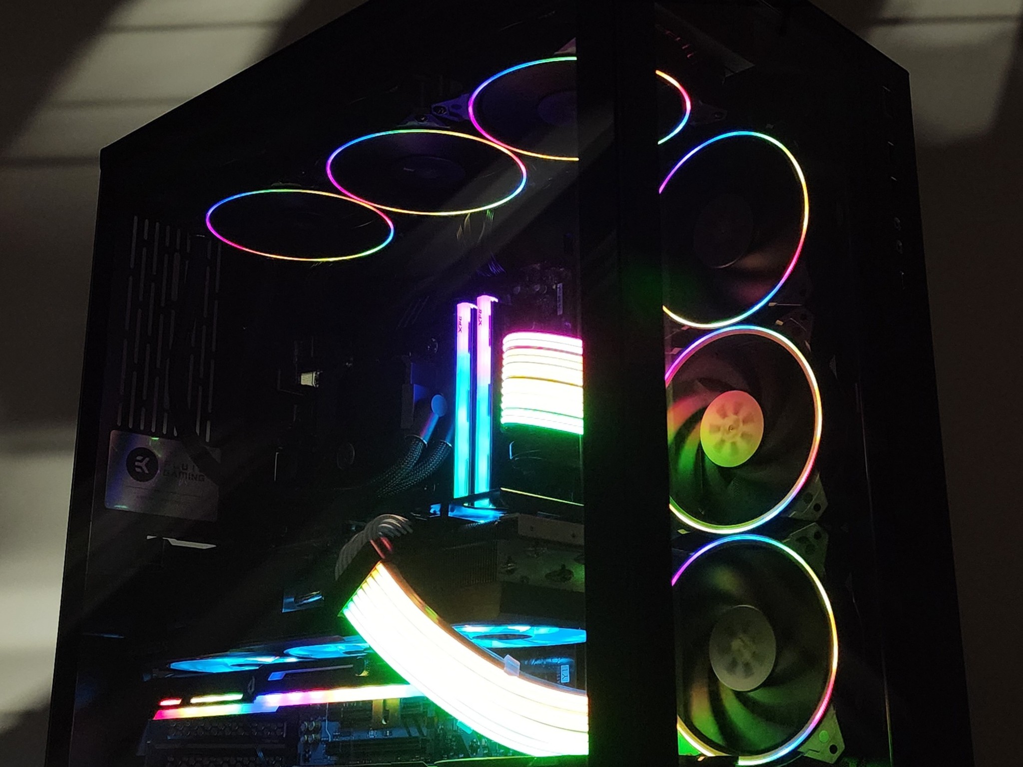 Gaming PC Ryzen 9 7950X 32GB RAM 1TB SSD RX 7900 XTX 24GB Windows 11 Computer