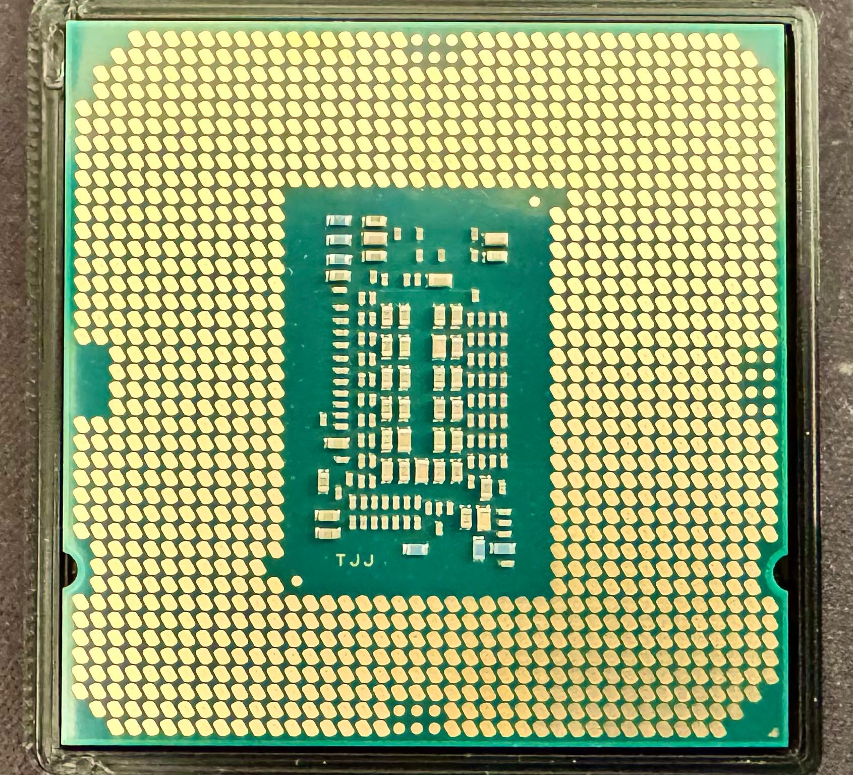 Intel Core i3-10105