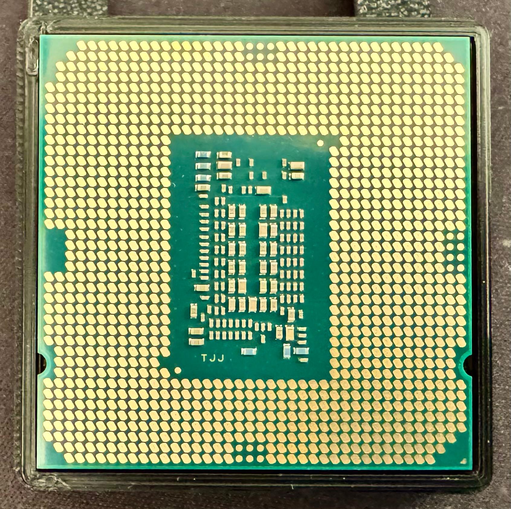 Intel Core i3-10105