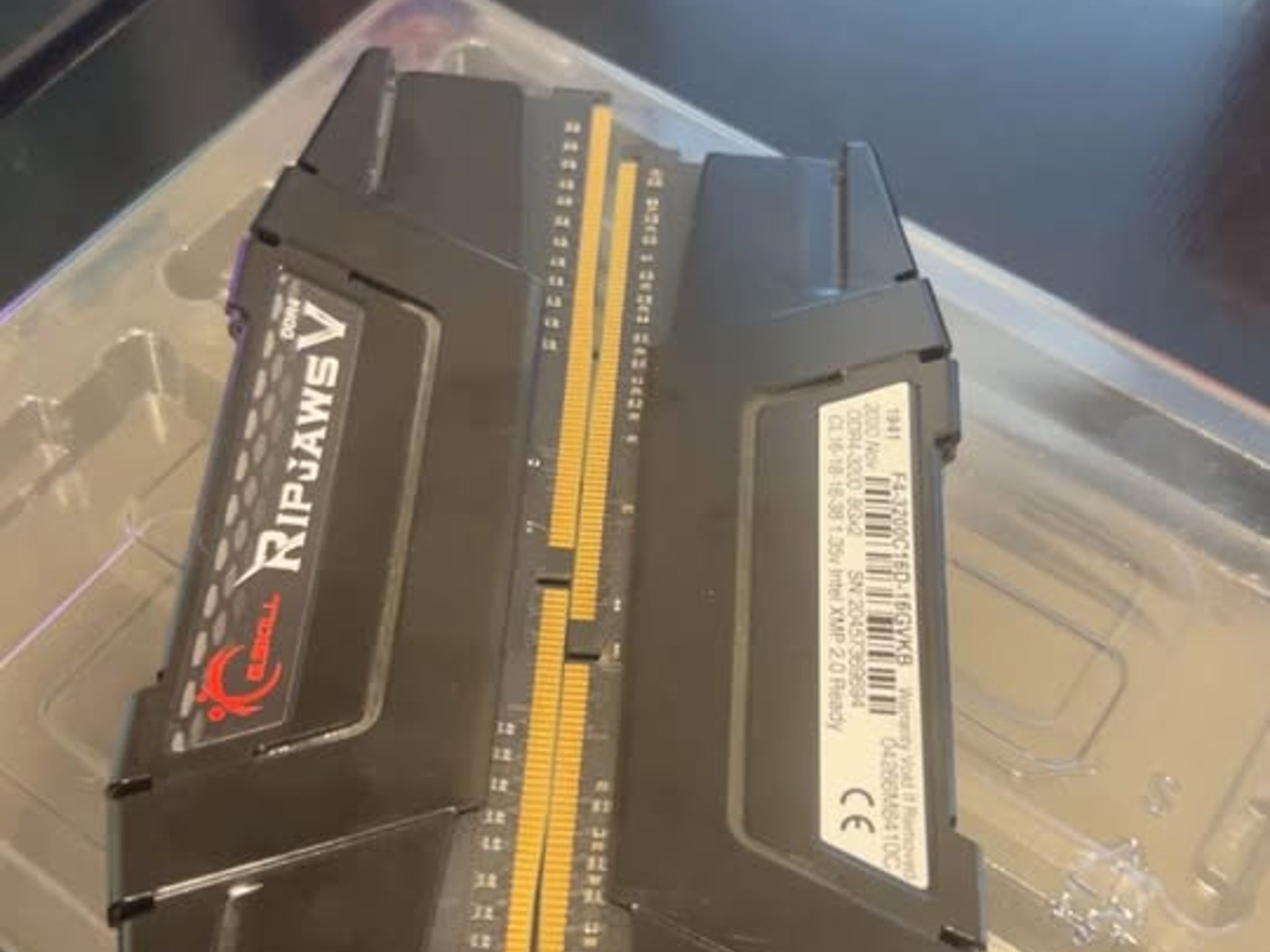 G.Skill Ripjaws V 16GB (2x8GB) 3200mhz DDR4