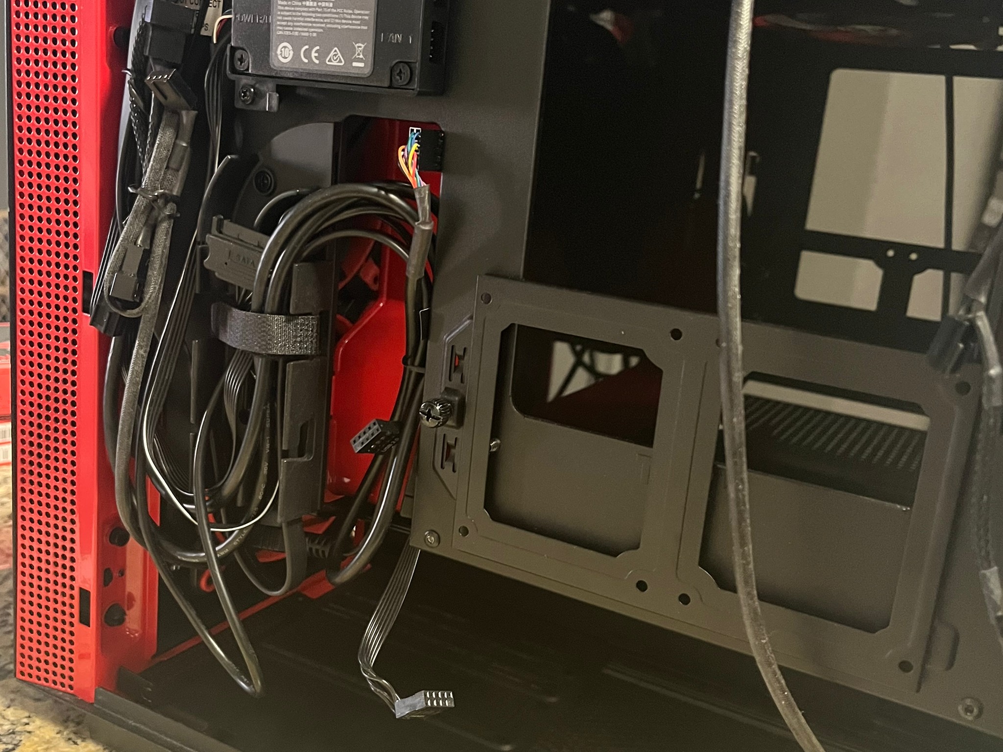 MSI GTX 1070 Gaming + NZXT H210i ITX case