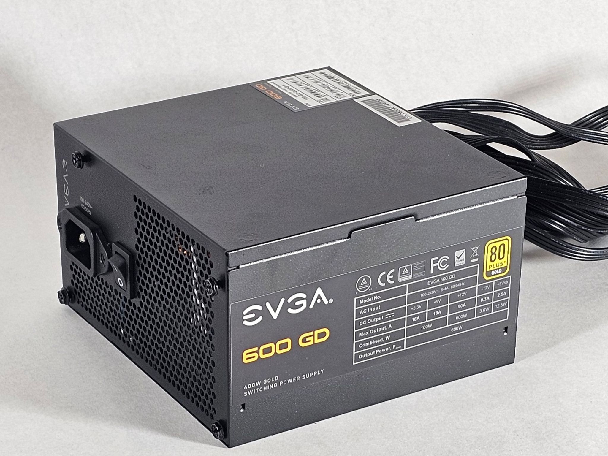 600 Watt PSU EVGA 600 GD 80+ Gold ATX Power Supply