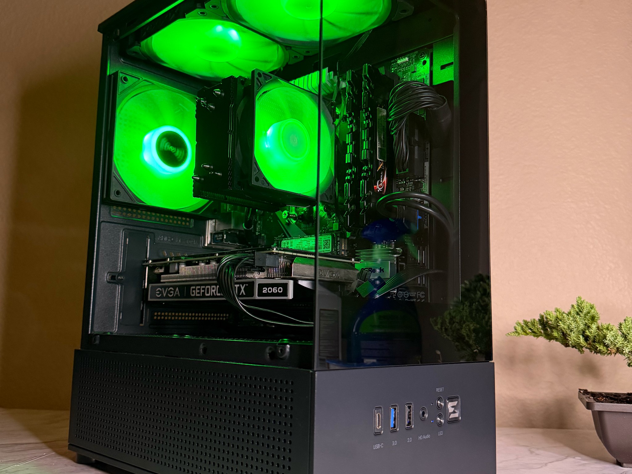 rtx 2060 | ryzen 5 2600x | 512gb ssd | 16gb ram| gaming pc