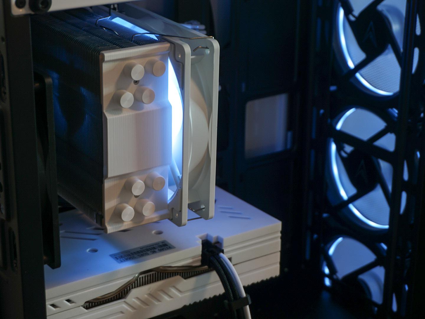 WK7 - Intel i7-7700k / RX 580 8GB / 16GB RAM DDR4 / 512GB NVMe SSD – Budget Gaming PC