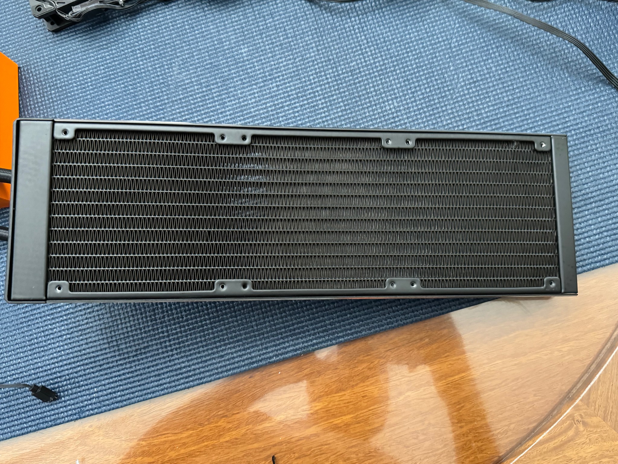 EK Nucleus AIO CR360 Lux D-RGB