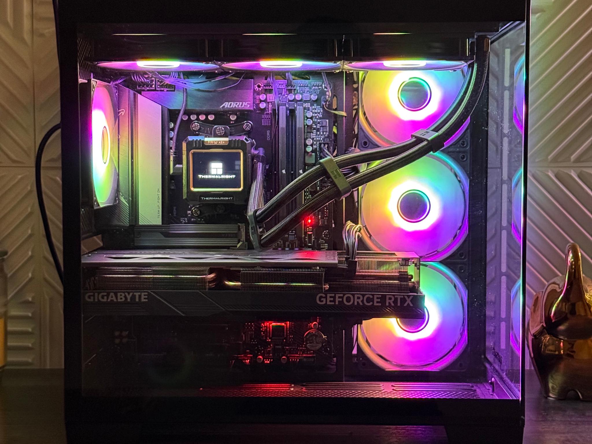 RTX 4090 | RYZEN 7800X3D | 64GB DDR5 | 2TB NVME | WIFI