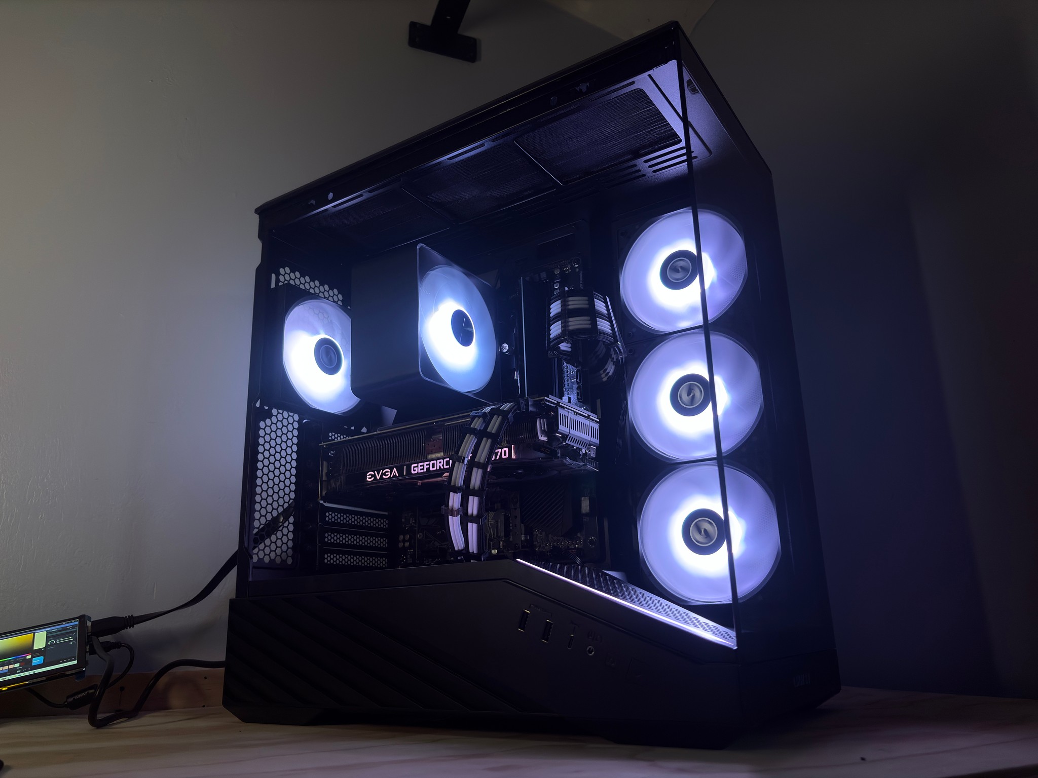 Apex Series PC / Ryzen 5 + RTX 2070 / NVMe SSD / Ready to play!