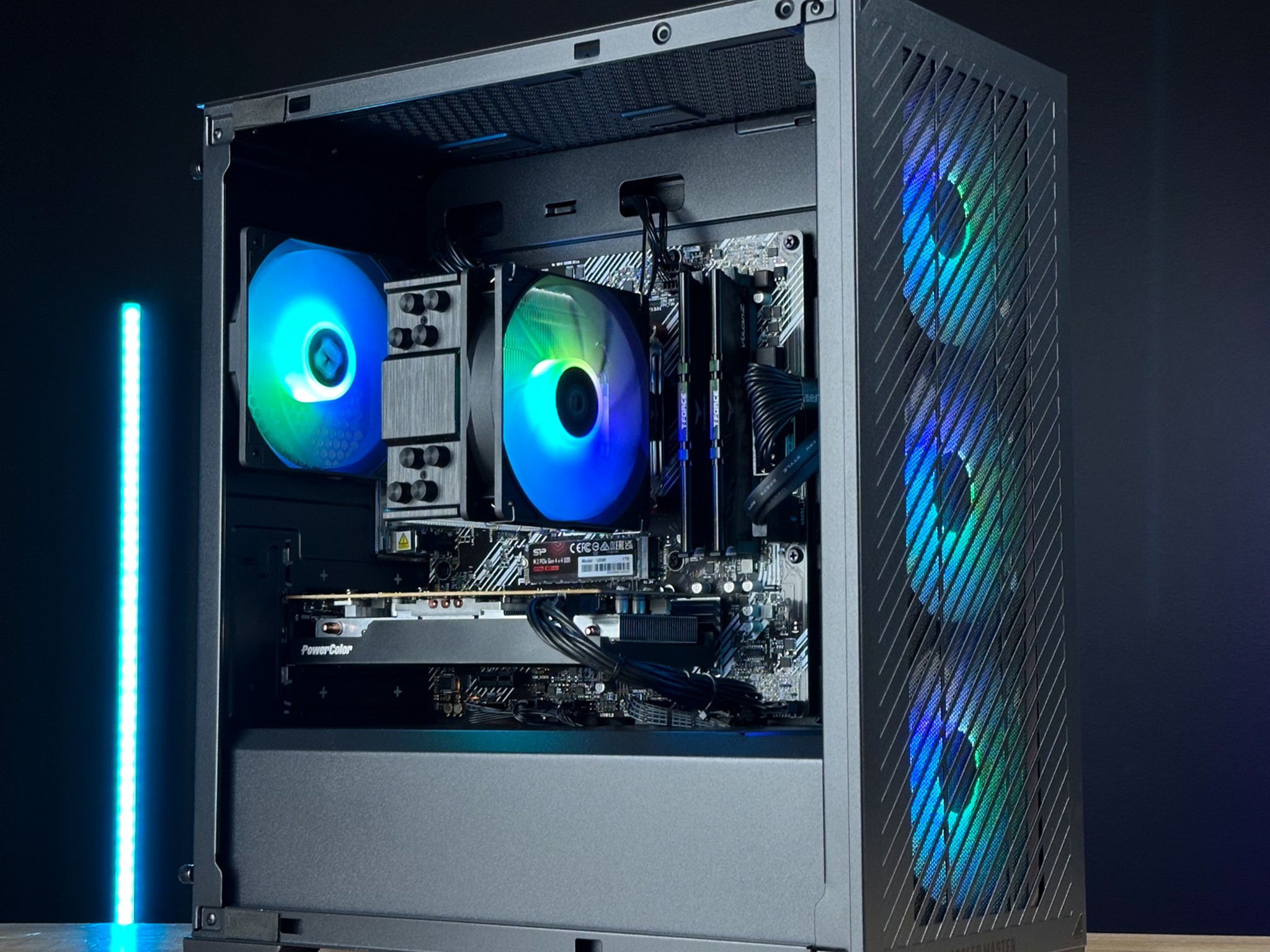 AES LC800 - Ryzen 5 5600 - RX7600 - 32gb DDR4 - 1tb NVMe Gaming PC