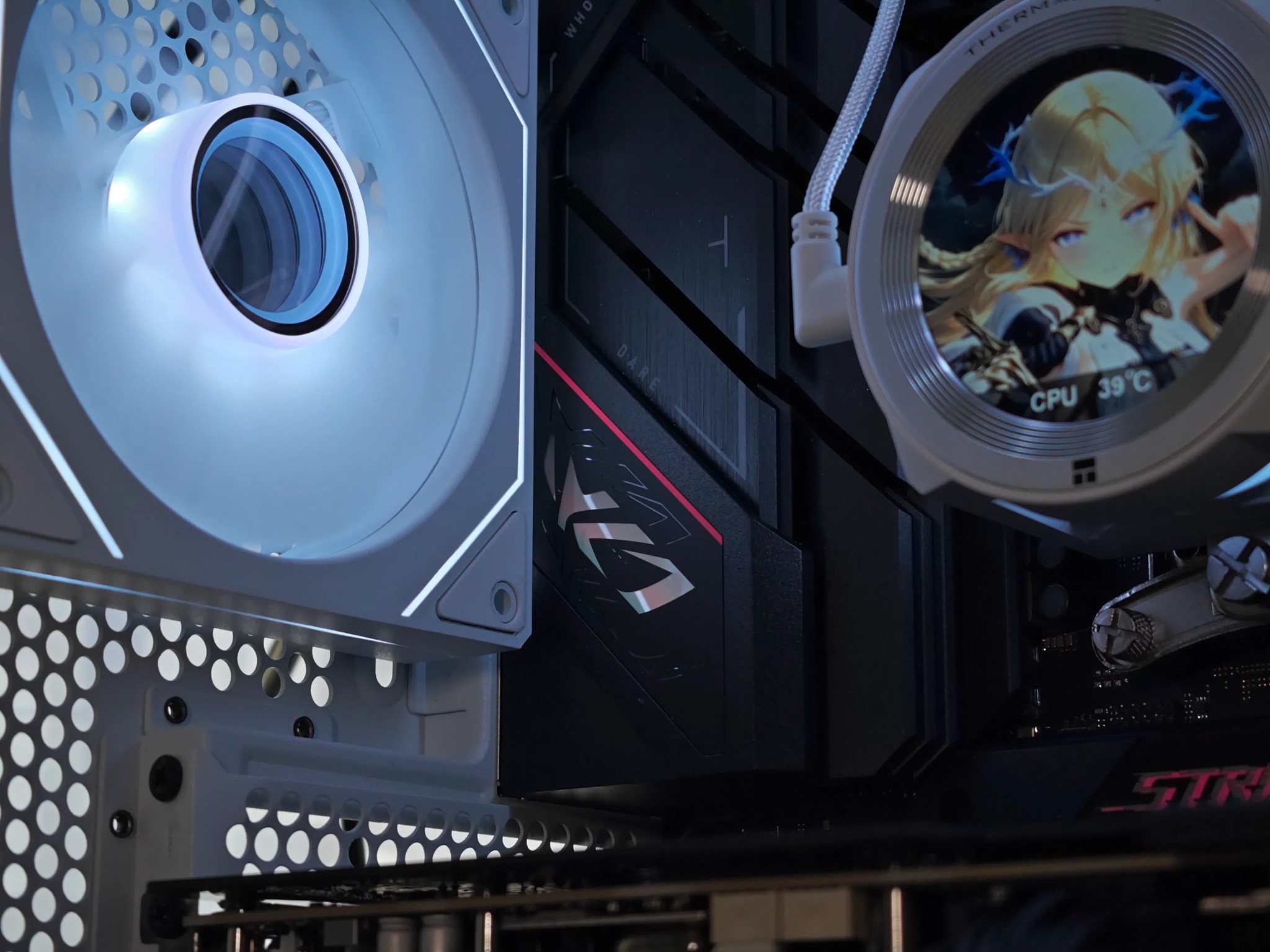 *SALE* RTX 5070 Ti 16GB, Ryzen 7 7800X3D, 1TB NVMe, 32GB DDR5, 2.1" LCD | 4K/1440P Custom Gaming PC