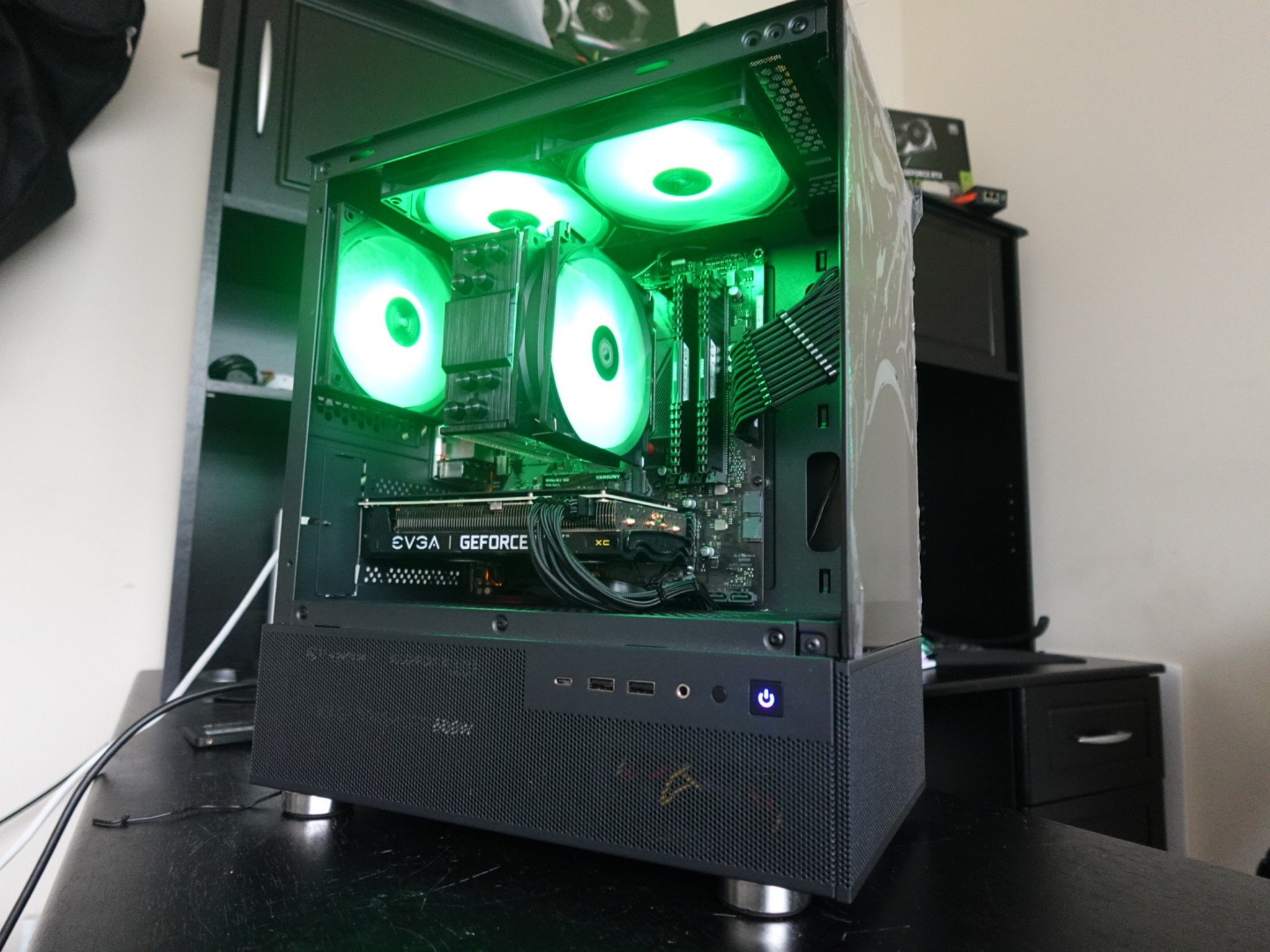 RTX 3060 TI  Ryzen 5 5600X  - Gaming Computer