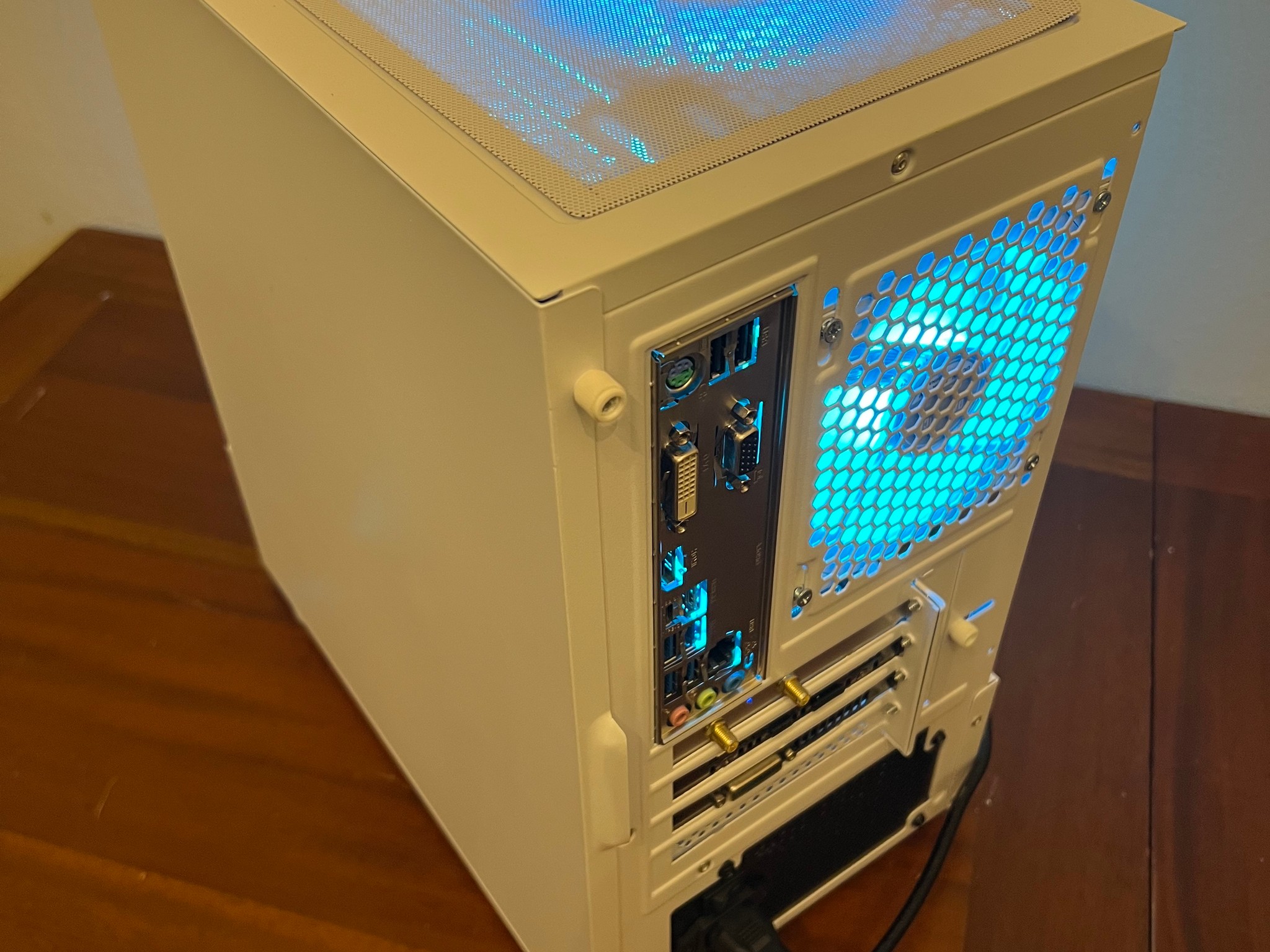 Ryzen R5 2600 Gaming PC GTX 1070 8GB 1TB Storage 16GB RAM WIFi WINDOWS 11 Pro