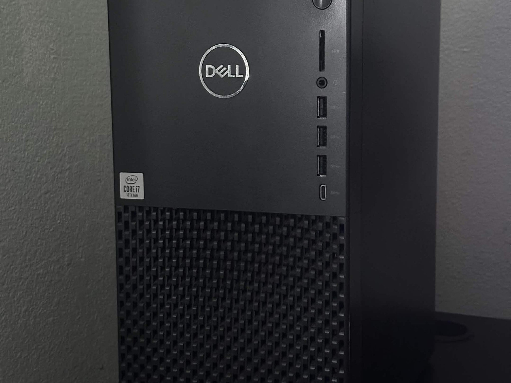 ⏾1080p Sleeper Pc⏾! (i7 10th gen, 1660ti, 16gb DDR4)