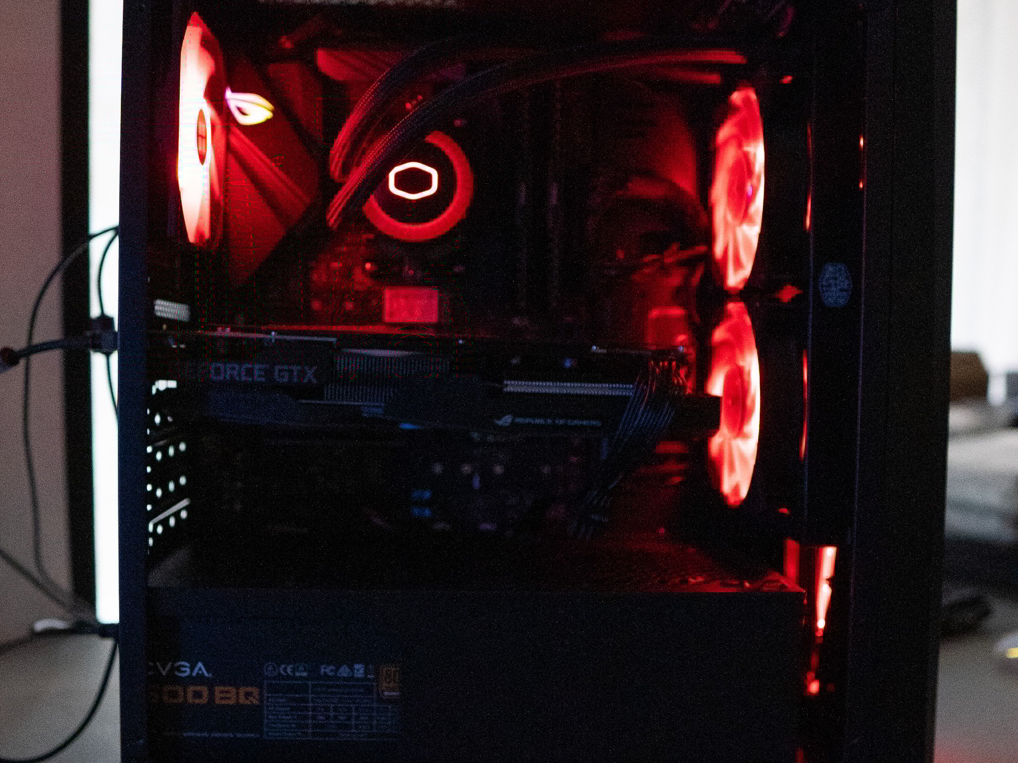 🩸⚫ | GTX 1660 Ti | RYZEN 7 2700X | 16GB DDR4 RAM | 256GB NVME SSD + 1TB HDD | Ruby Rocket 4.0