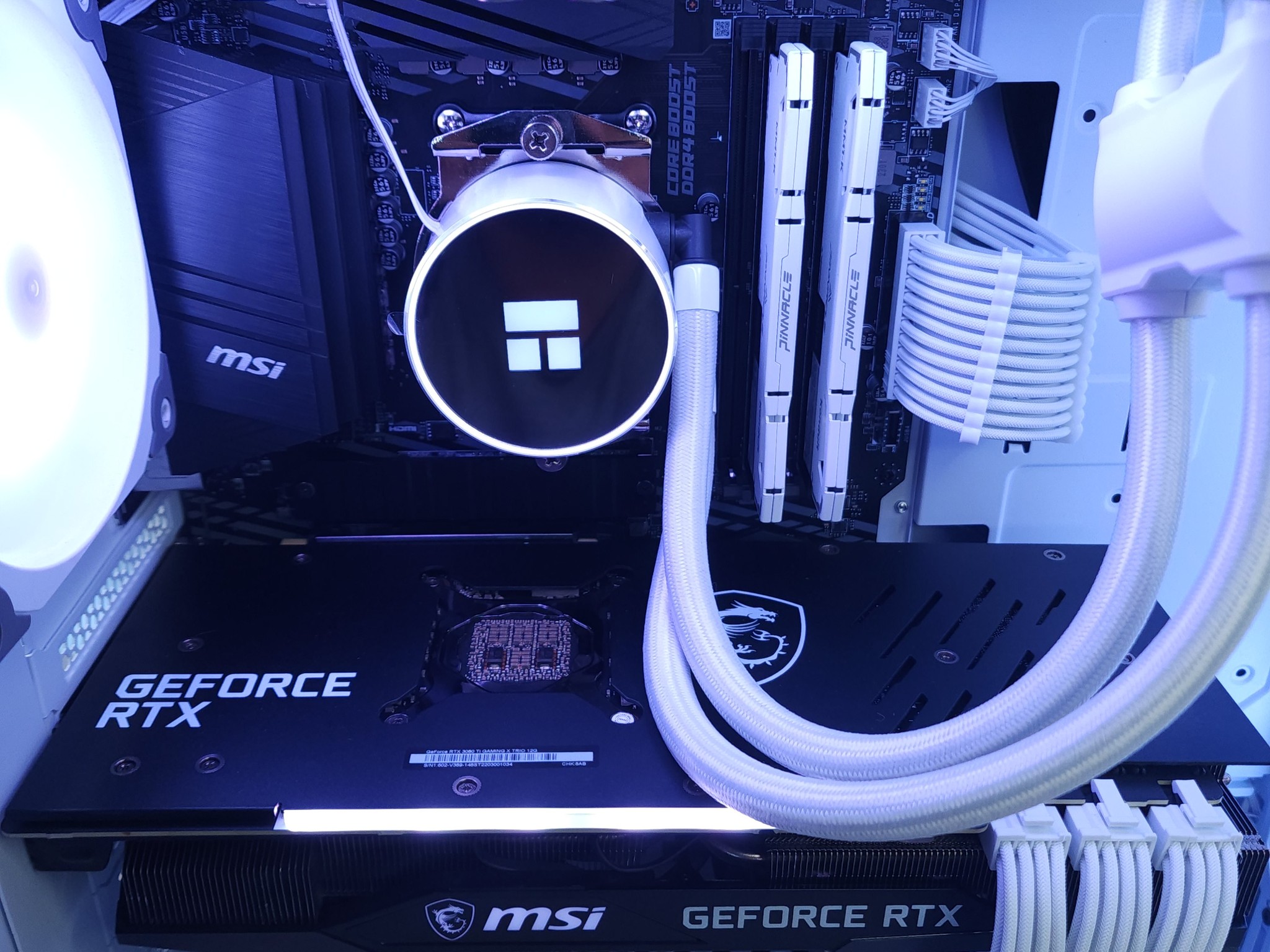 🤍🤍RTX 3080Ti | Ryzen 7 5700X | 32GB 3200MHz | 1TB NVMe SSD