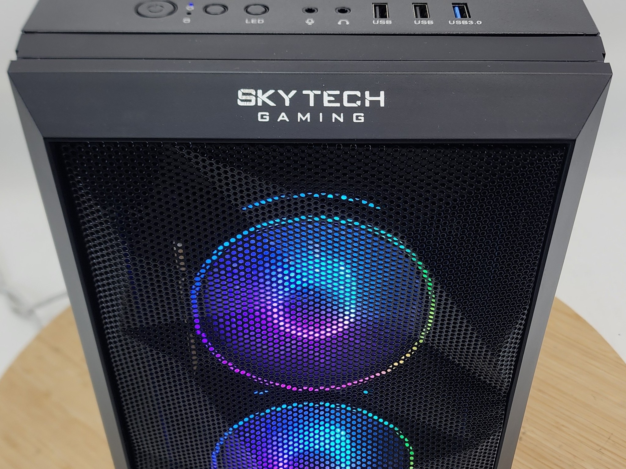 Gaming PC Ryzen 7 5700X 32GB RAM 1TB SSD RTX 3070 8GB Windows 11 PC