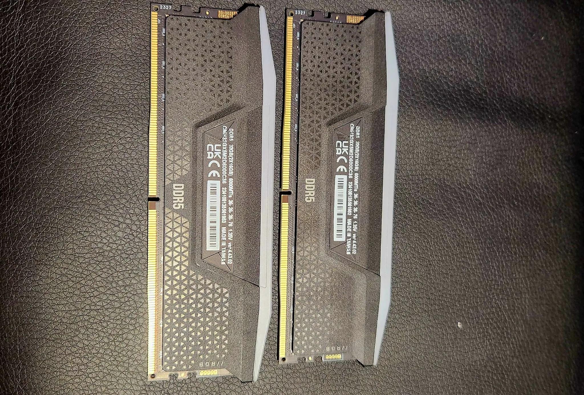 CORSAIR VENGEANCE RGB DDR5 RAM 32GB (2x16GB) 6000MHz CL 36-36-36-76 at 1.35V Intel XMP