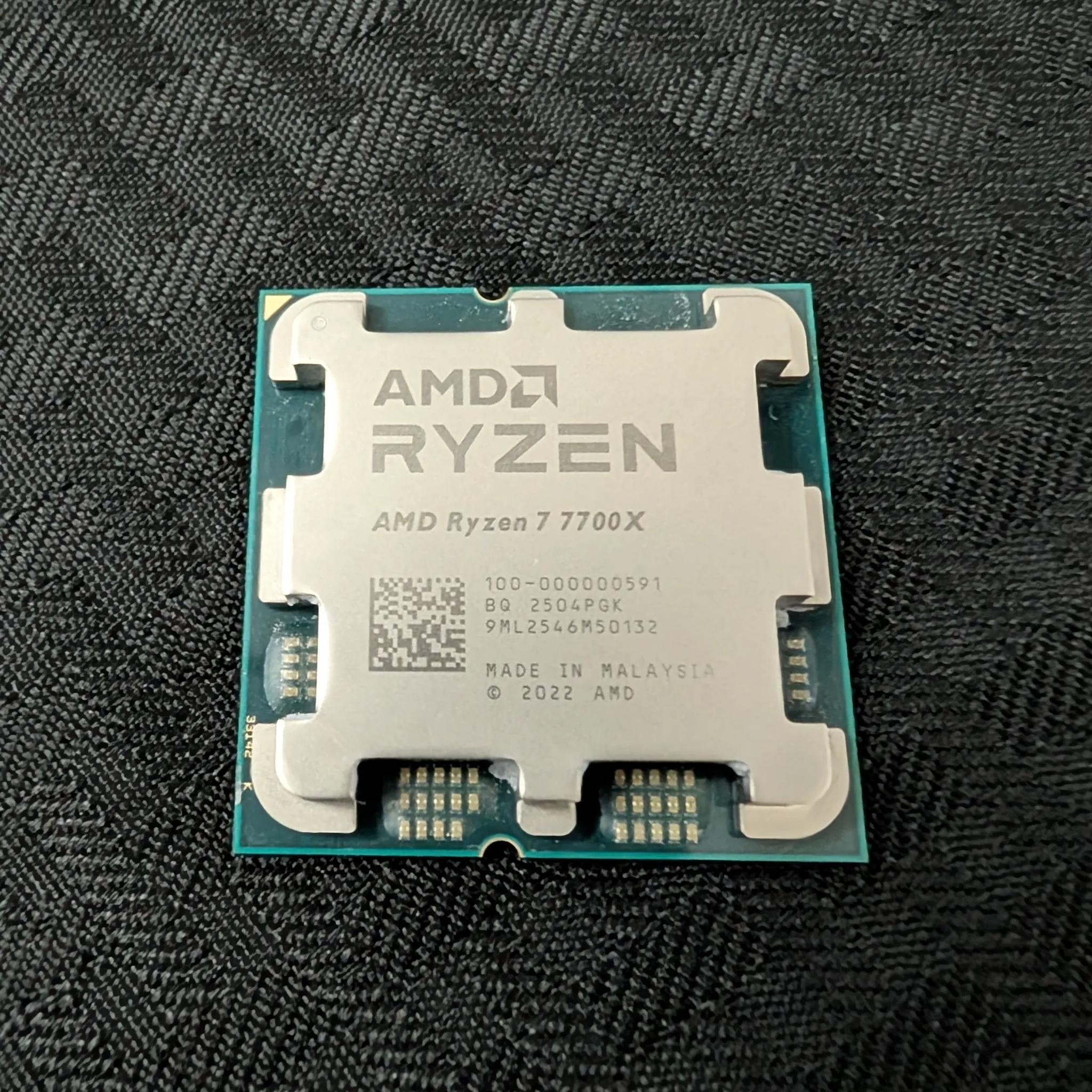 Ryzen 7 7700x open box new