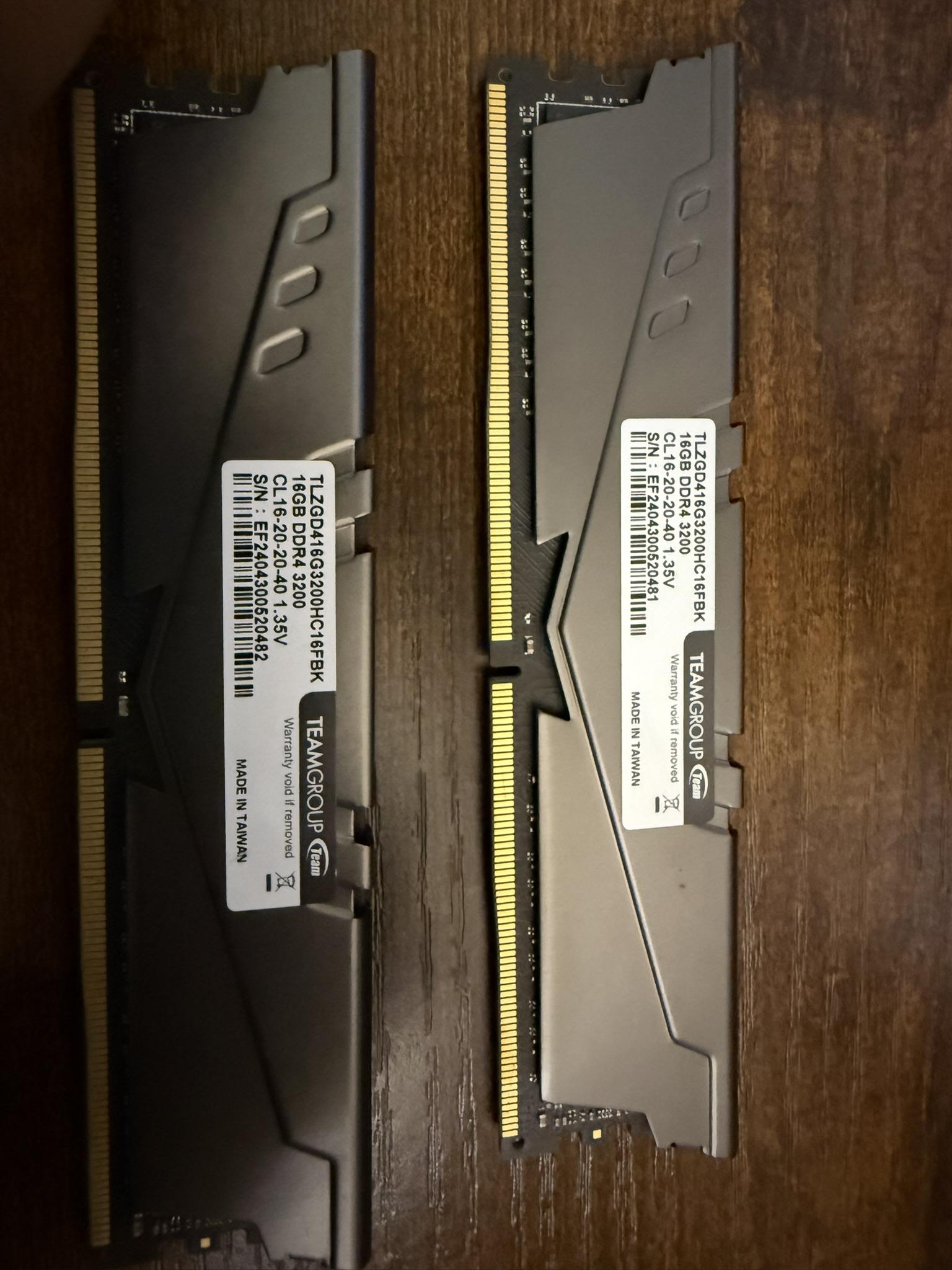 TEAMGROUP T-Force Vulcan Z DDR4 32GB Kit (2x16GB) 3200MHz (PC4-25600) CL16