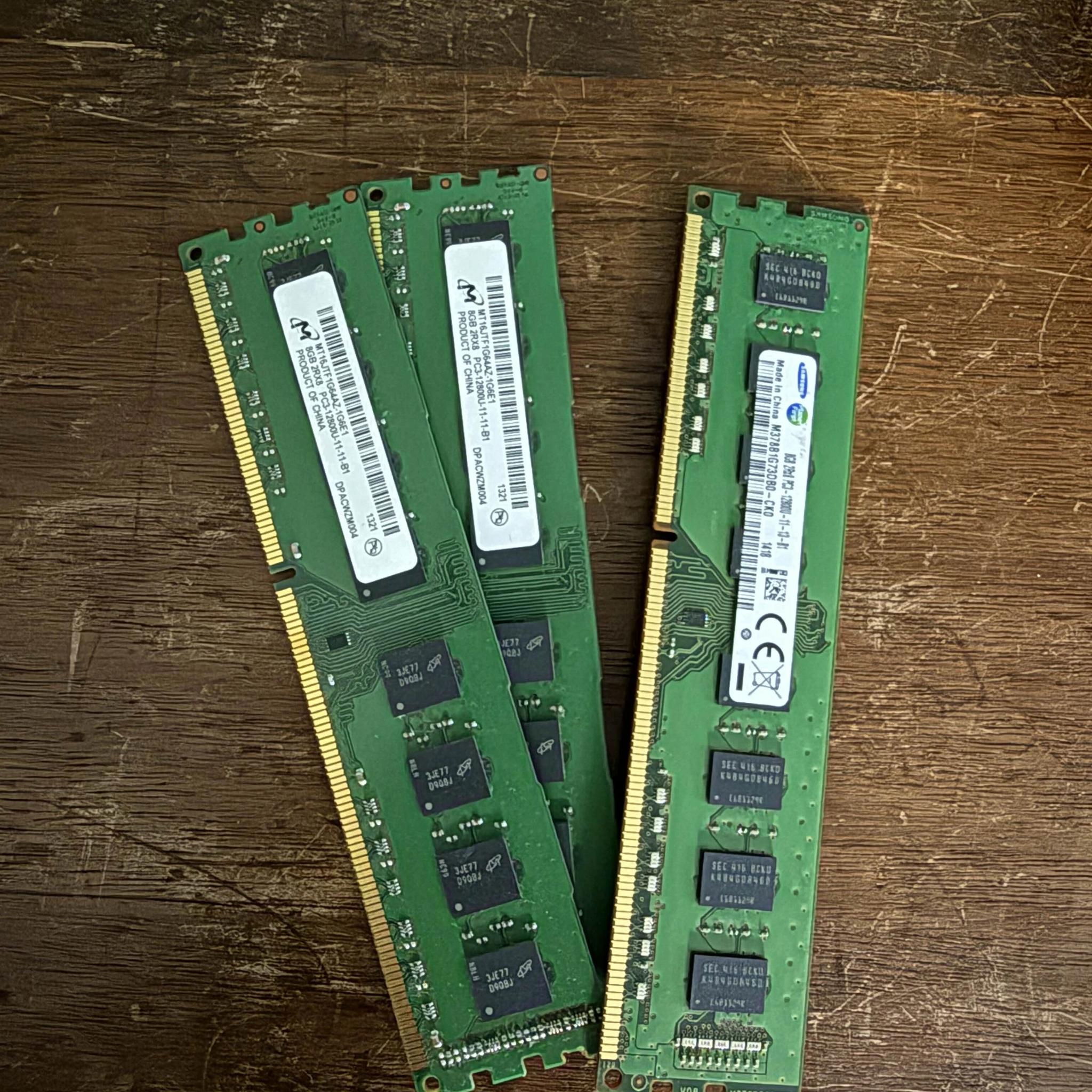 Samsung DDR3 8GB RAM 1600MHz (set of 3 sticks)