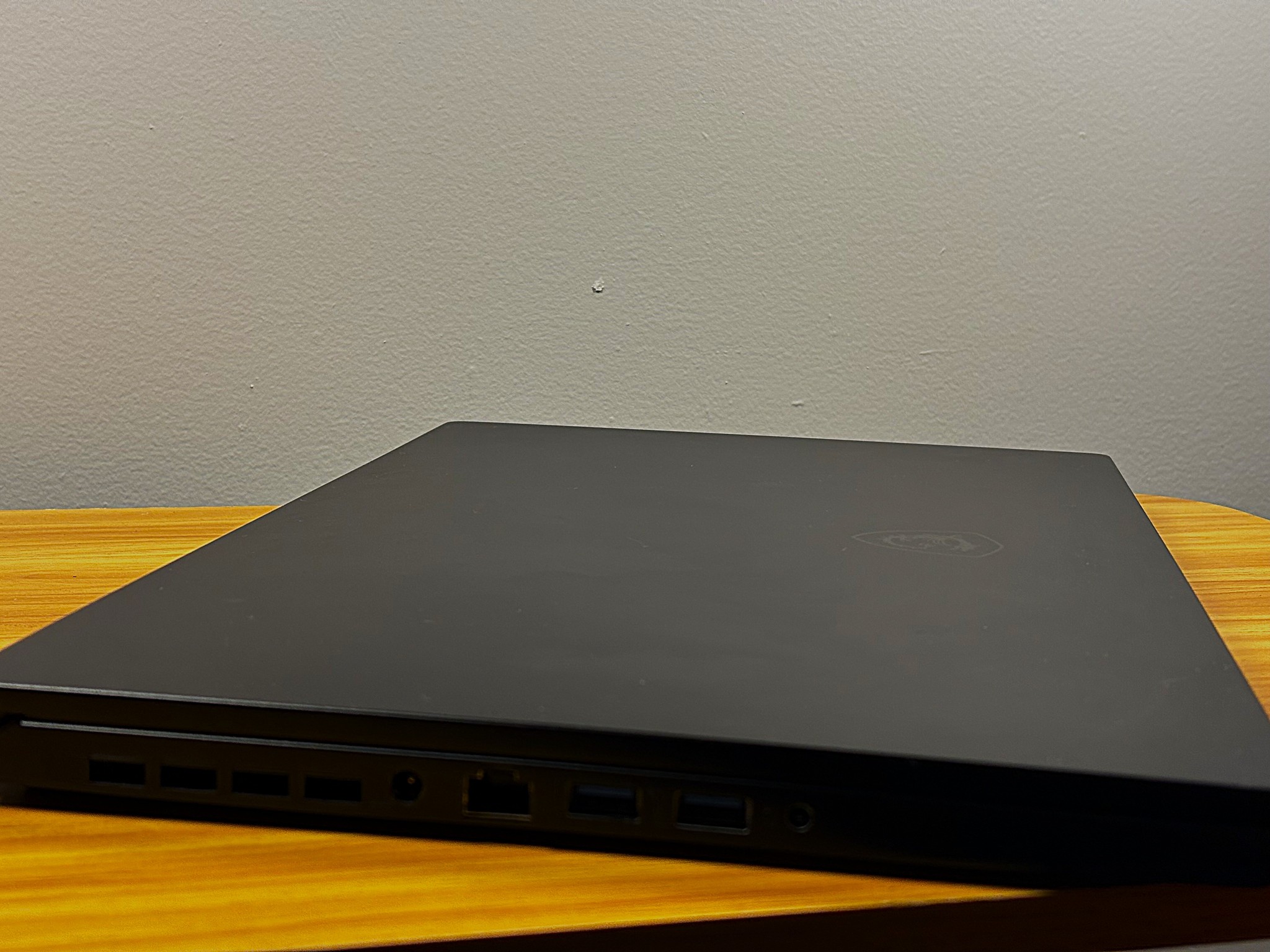 MIDRANGE GAMING LAPTOP ( i9, RTX 3070, 32GB). $999 OBO.