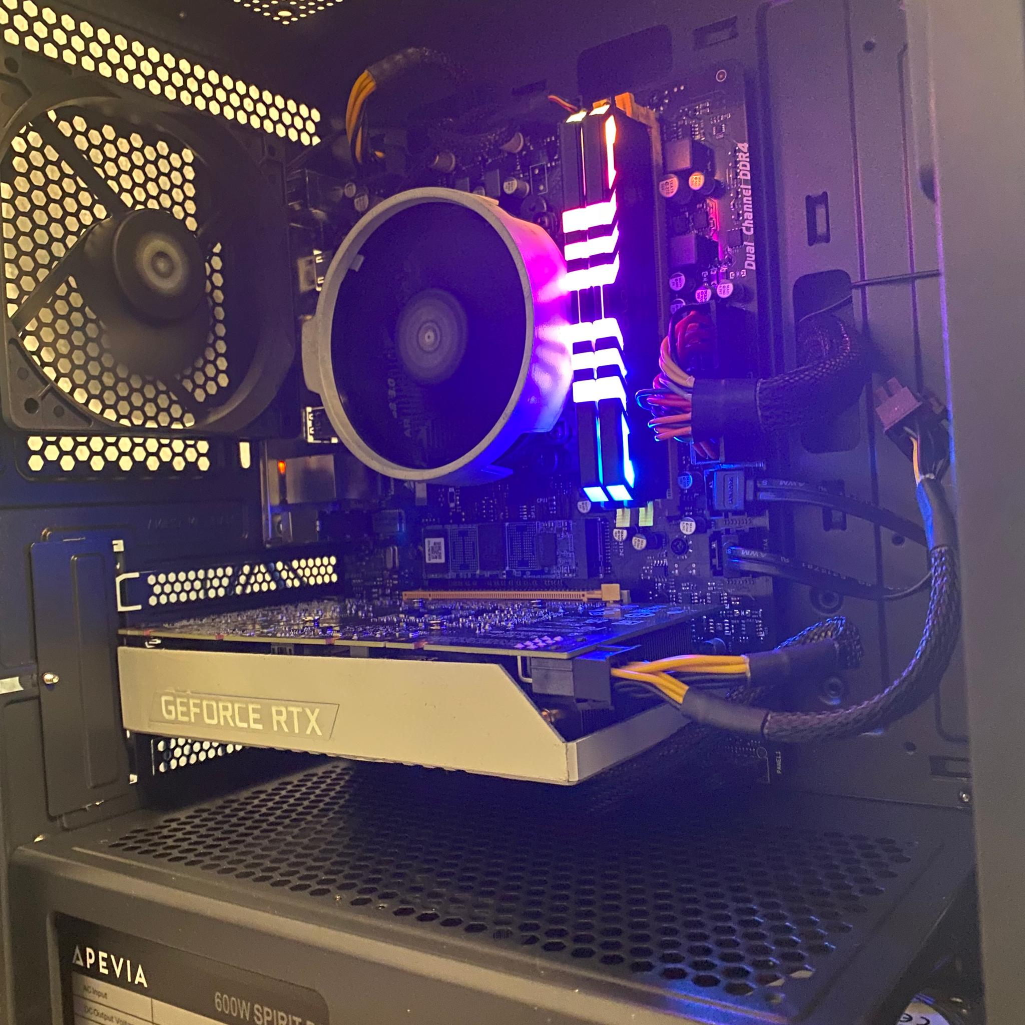 Gaming PC (Ryzen 7 2700x + RTX 3060 12gb)