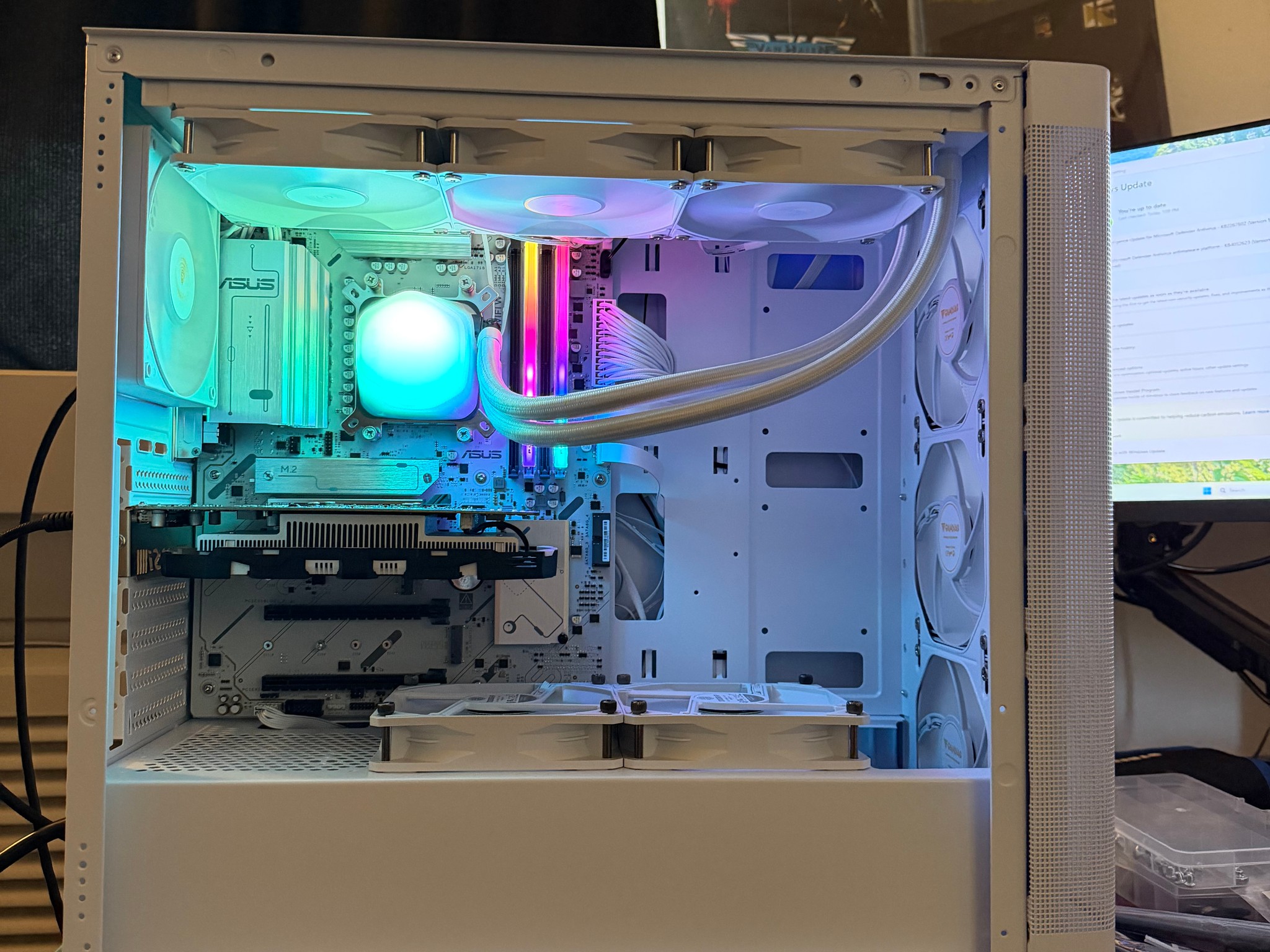 🧊❄️ All White AM5 APU gaming build! Ryzen 5 8600G | 32GB DDR5 | 1TB NVME SSD ❄️🧊   **NO GPU**