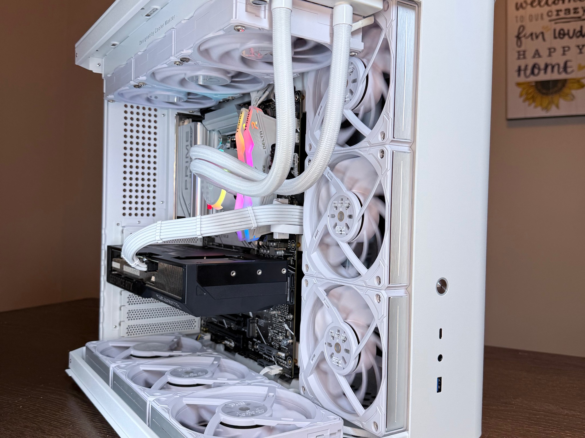 Manganese III R5 7600X RTX 4070 Super 32GB DDR5 6000 2TB PCIE 4.0 NVME