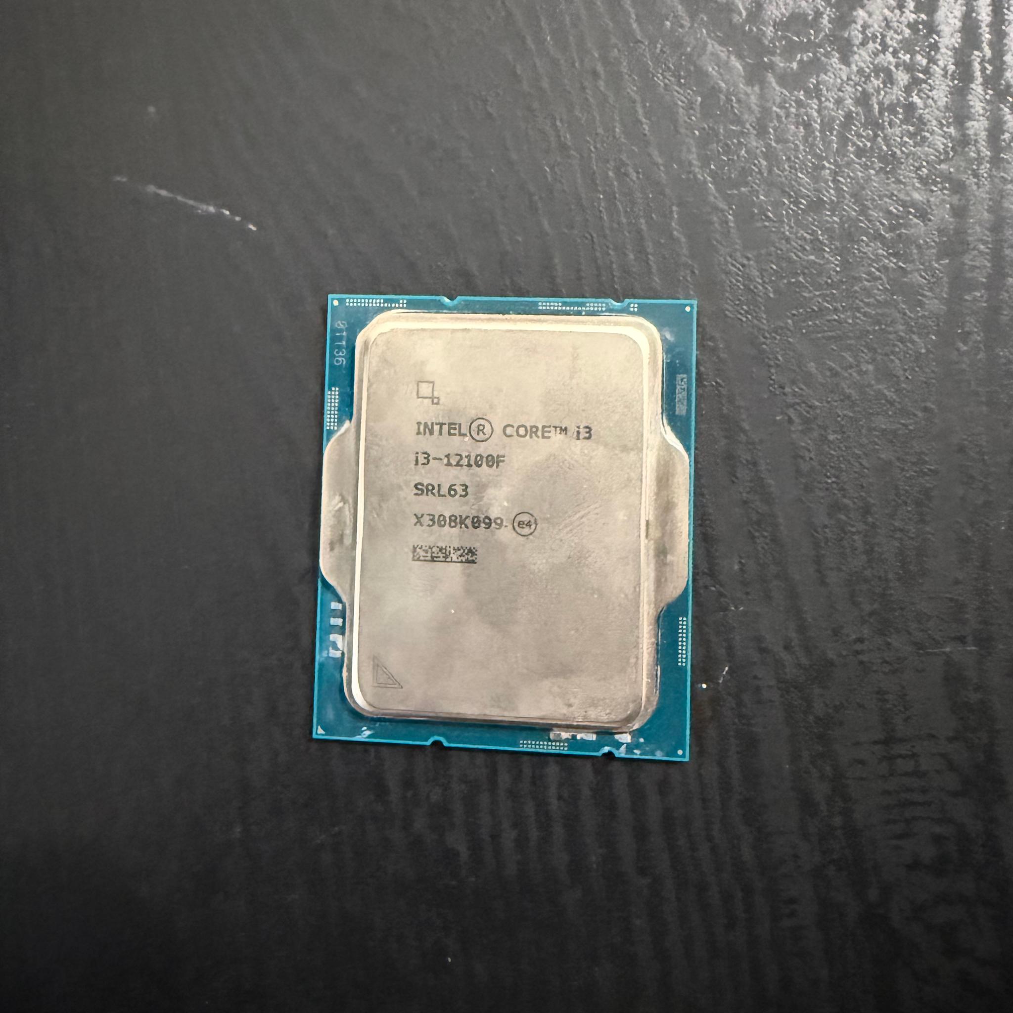 Intel i3 12100f