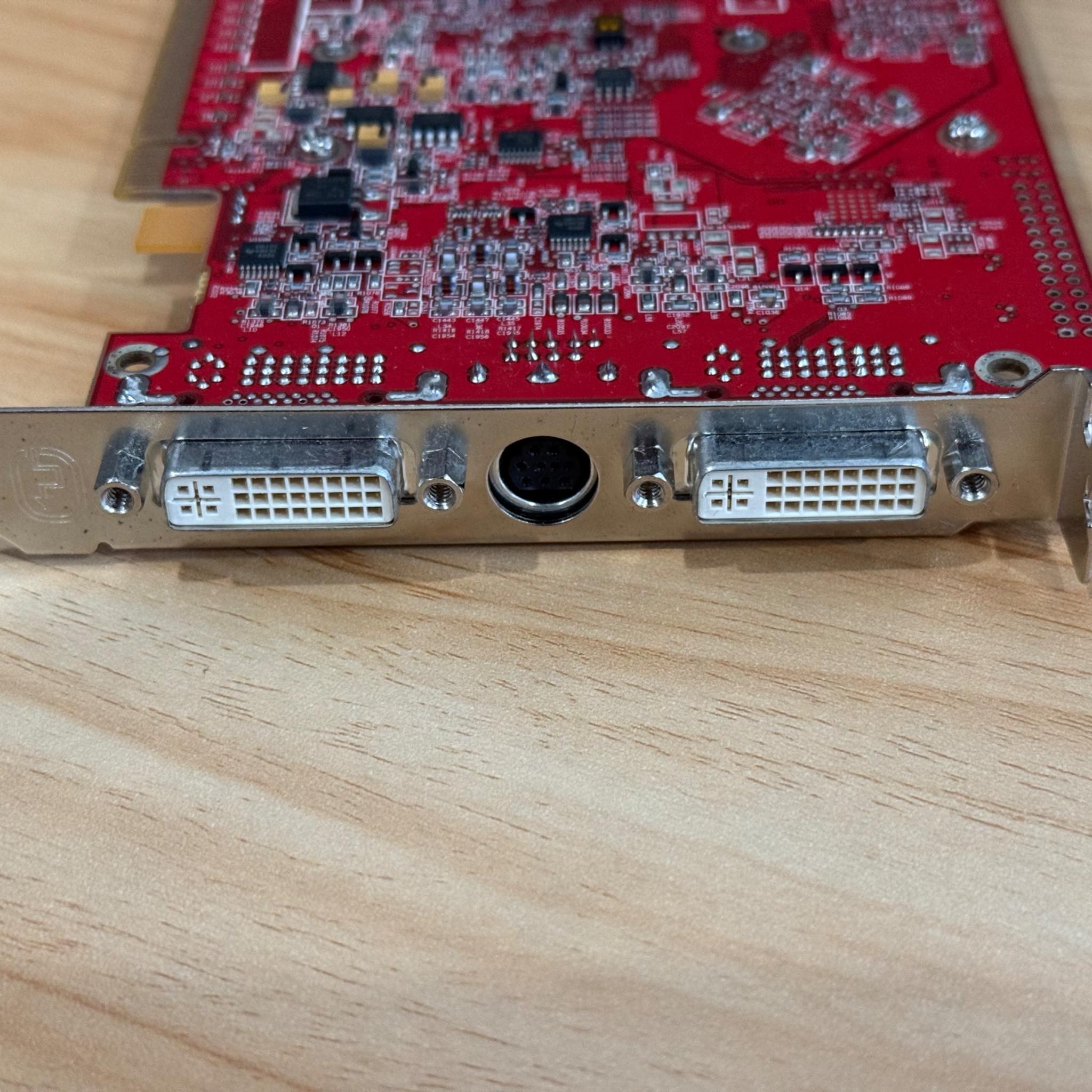 ATI Radeon X1800XL 256MB DDR3