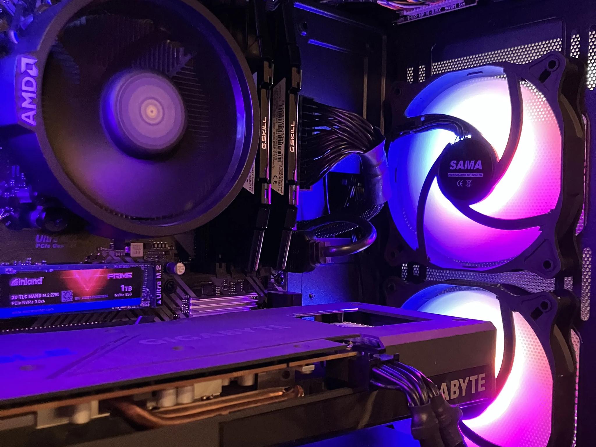Ryzen 5 3600 and RX 6600xt Gaming PC