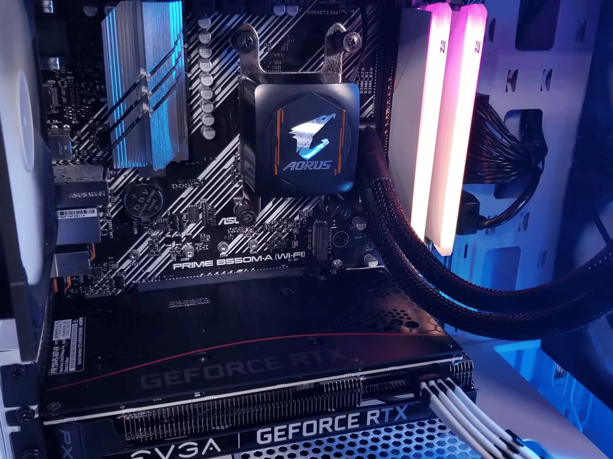 AMD Ryzen 7 3800X // EVGA GeForce RTX 3060 12GB // HP 2x8 16GB 3200MHz // TeamGroup AX2 512GB