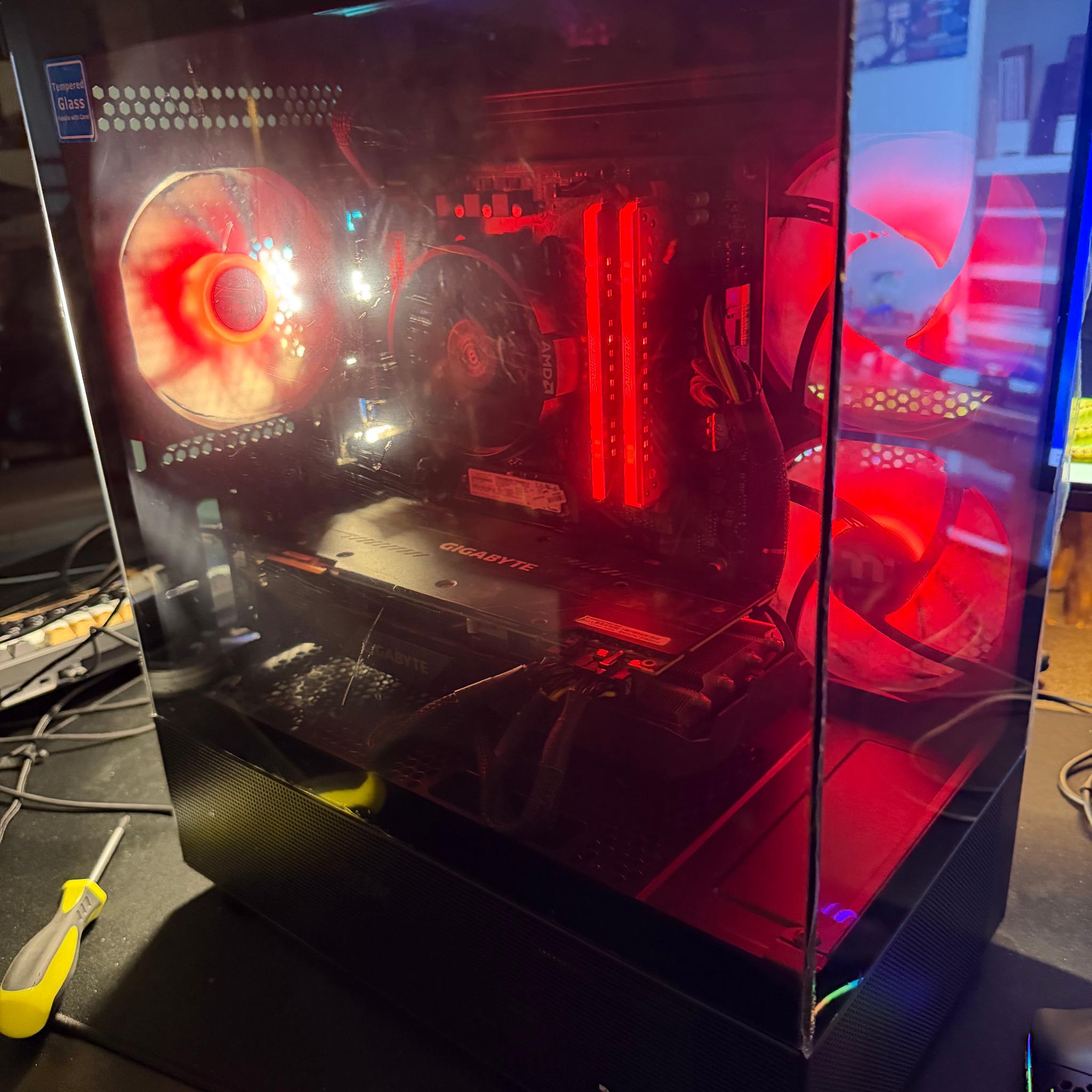 GeForce RTX 2080 Super Custom Gaming PC - Ryzen 5 5600
