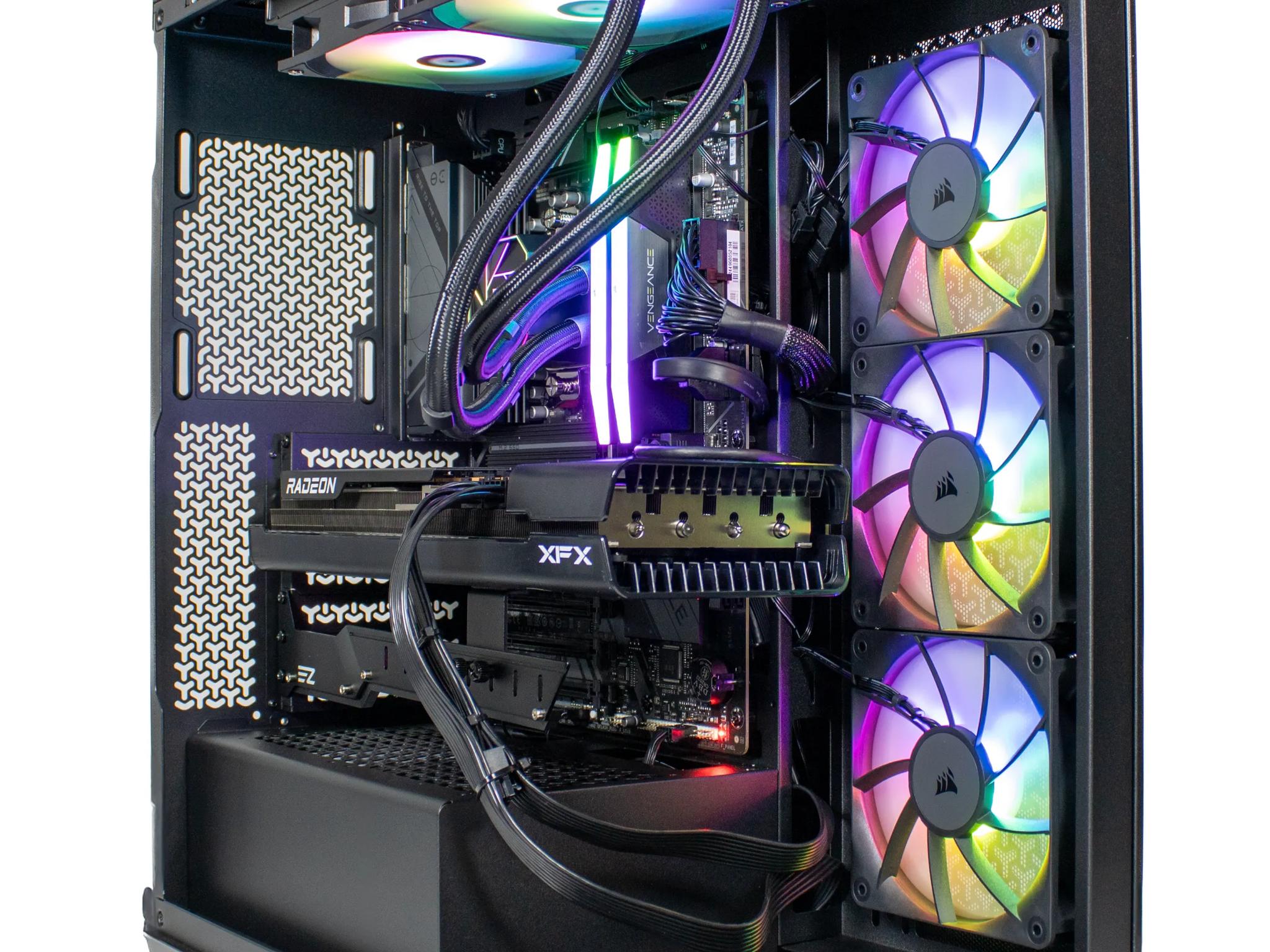 Ultra Units: Ryzen 7600x | RX 7700 XT | 32GB DDR5 | 2TB M.2 | 80+ GOLD