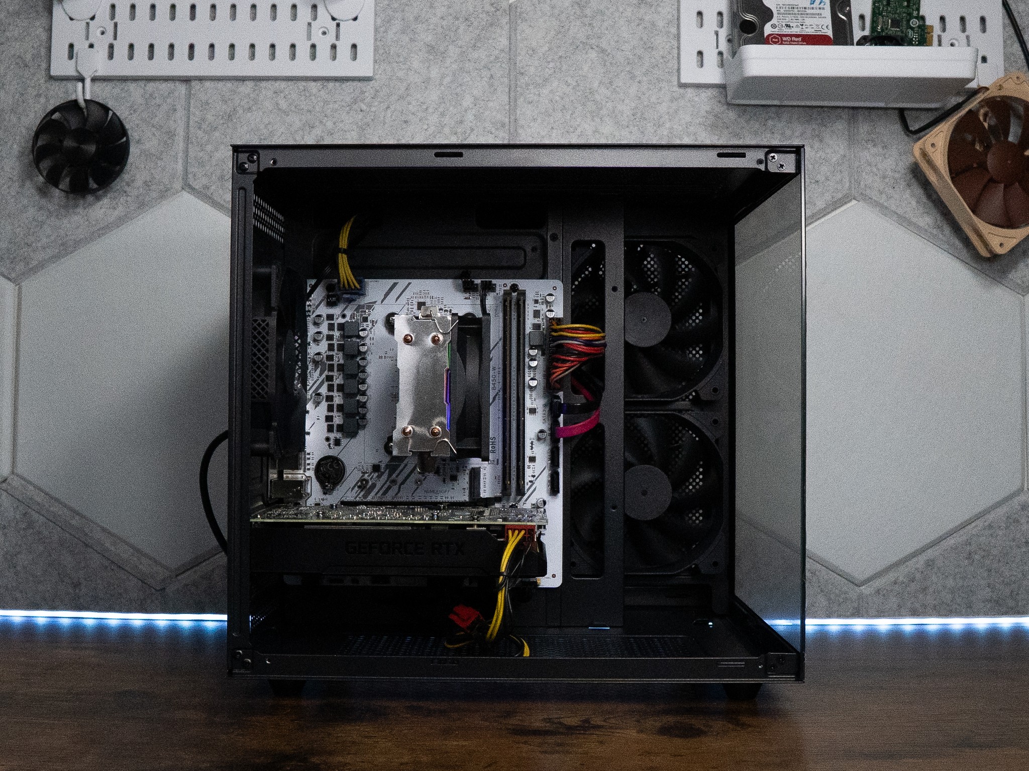 🍬🍬 | HP RTX 2060 Super 6GB | RYZEN 5 2600 | 16GB DDR4 RAM | 1.25TB | Y2K Hero BRONZE