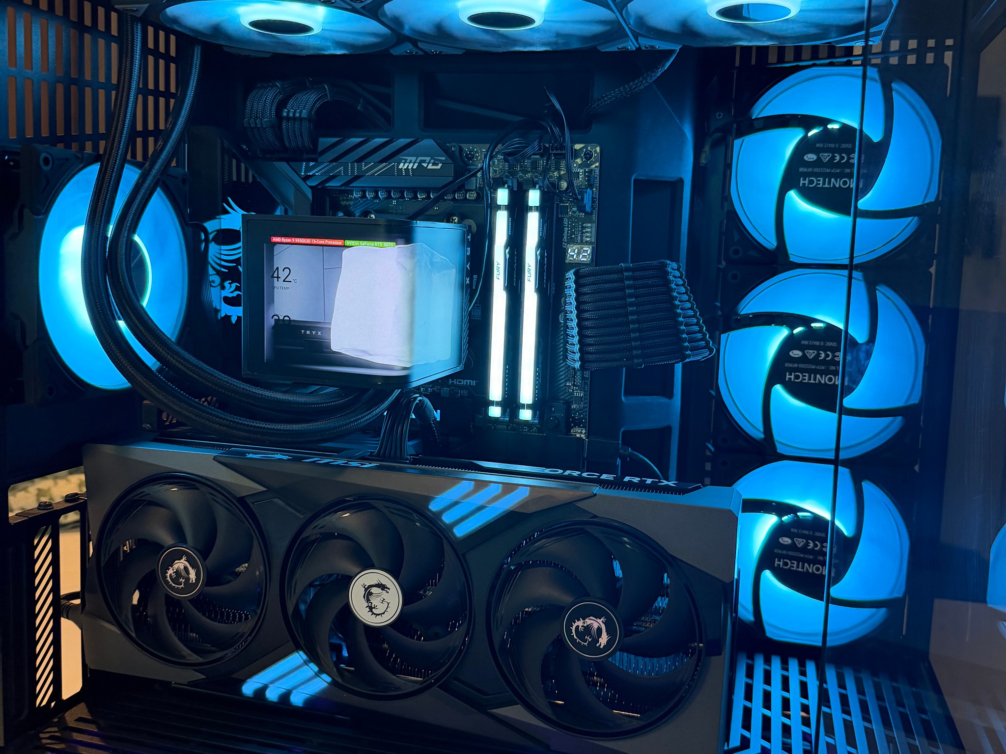 High End Gaming PC | RTX 5070 | RYZEN 9 9950X3D | 32GB DDR5 | 2TB SSD | WIFI & BT | WINDOWS 11