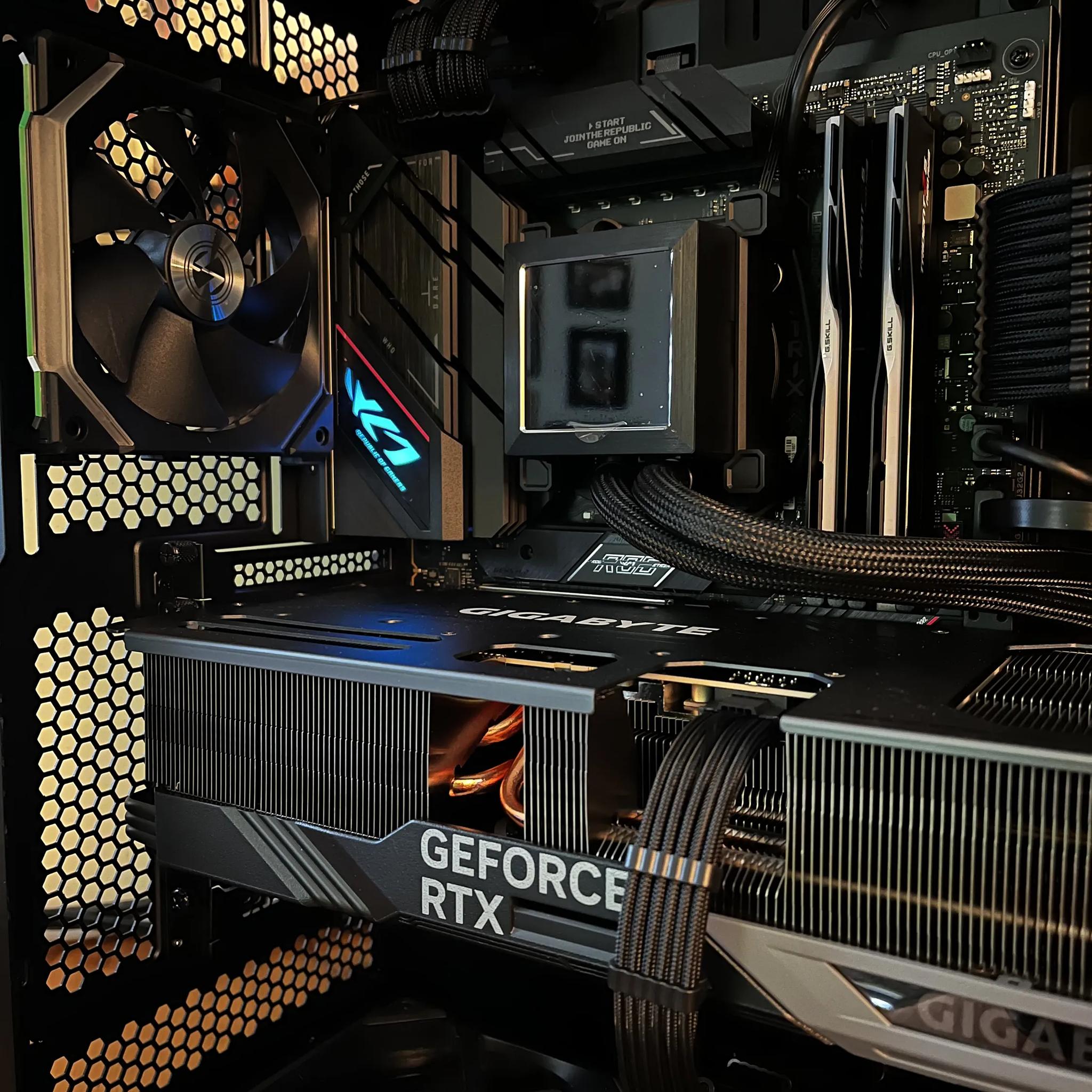 Tesseract - RTX 4080 SUPER OC | Ryzen 7 7800X3D | 32G @6000MT/s | 4TB | 1000W Platinum PSU