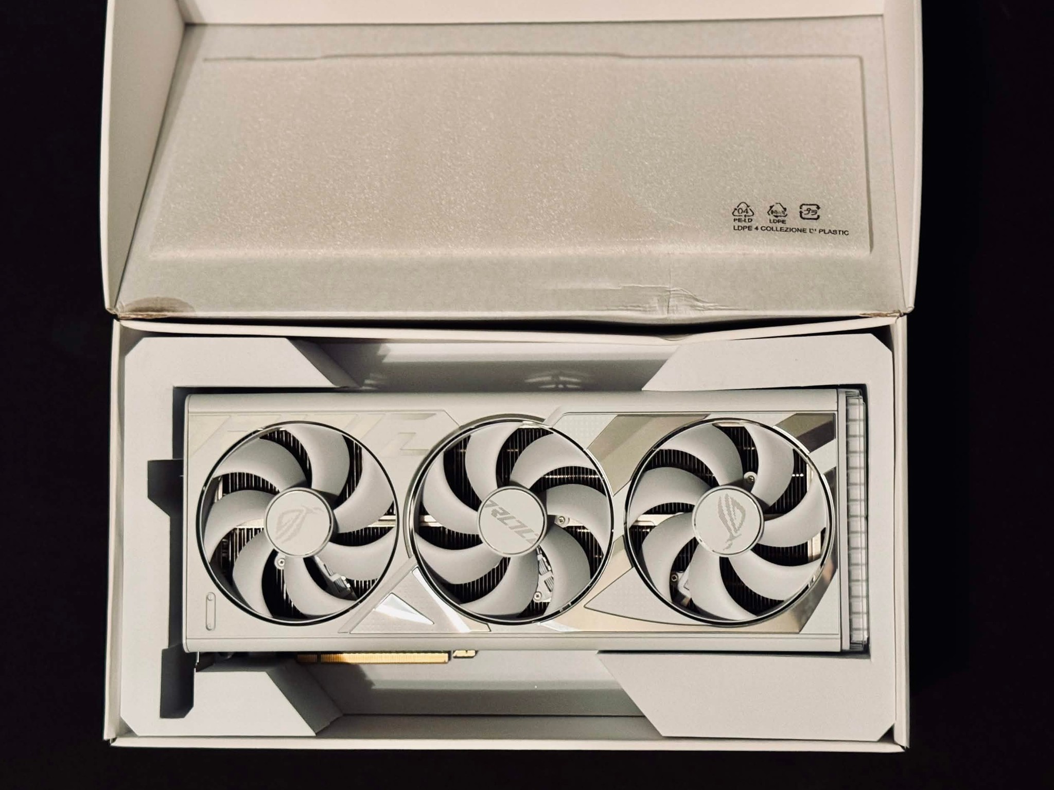 🤍 ASUS ROG STRIX GeForce RTX 4090 GAMING OC White 24GB🤍