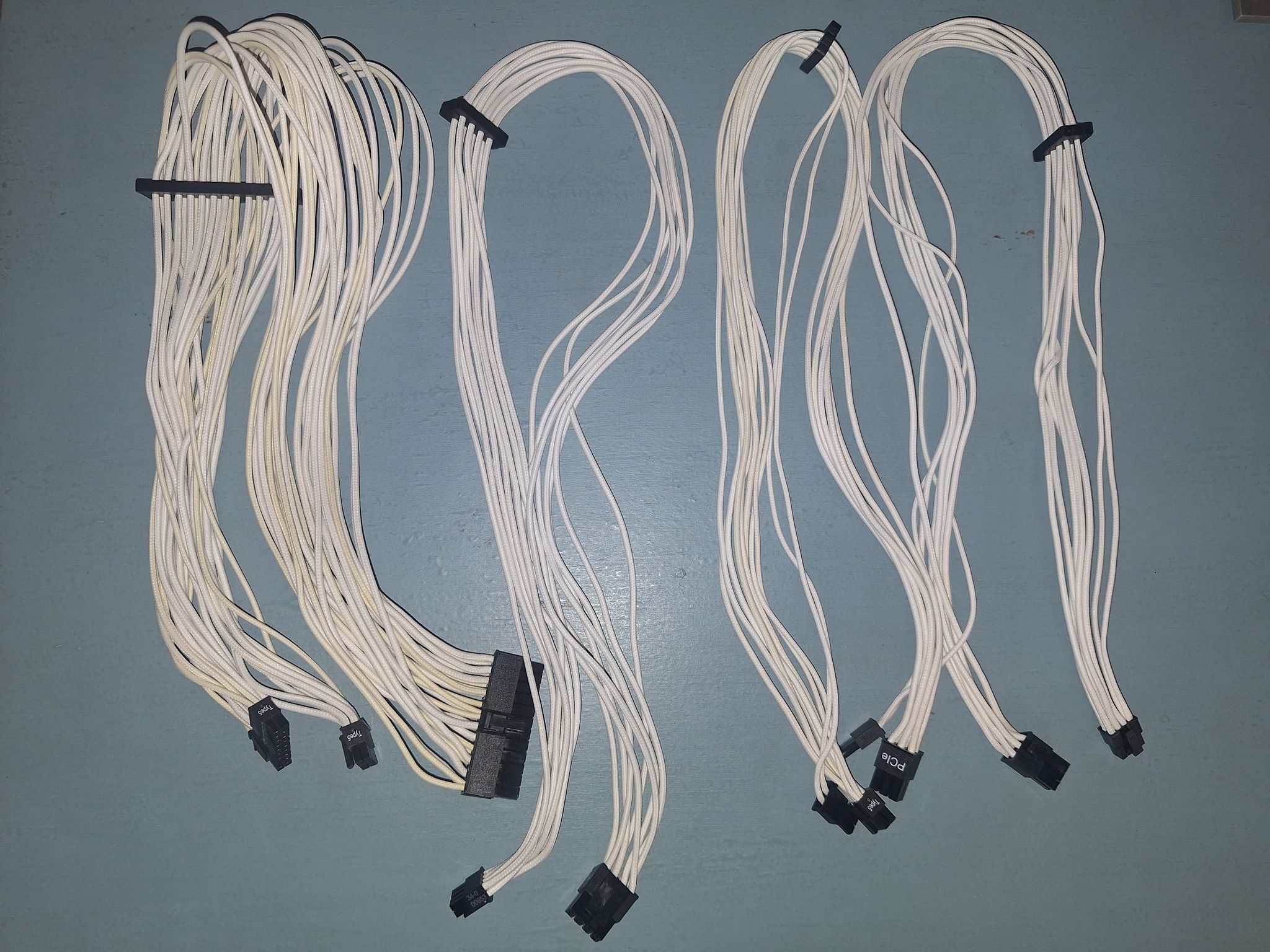 Corsair SF850L Power Supply with Corsair Cable Kit