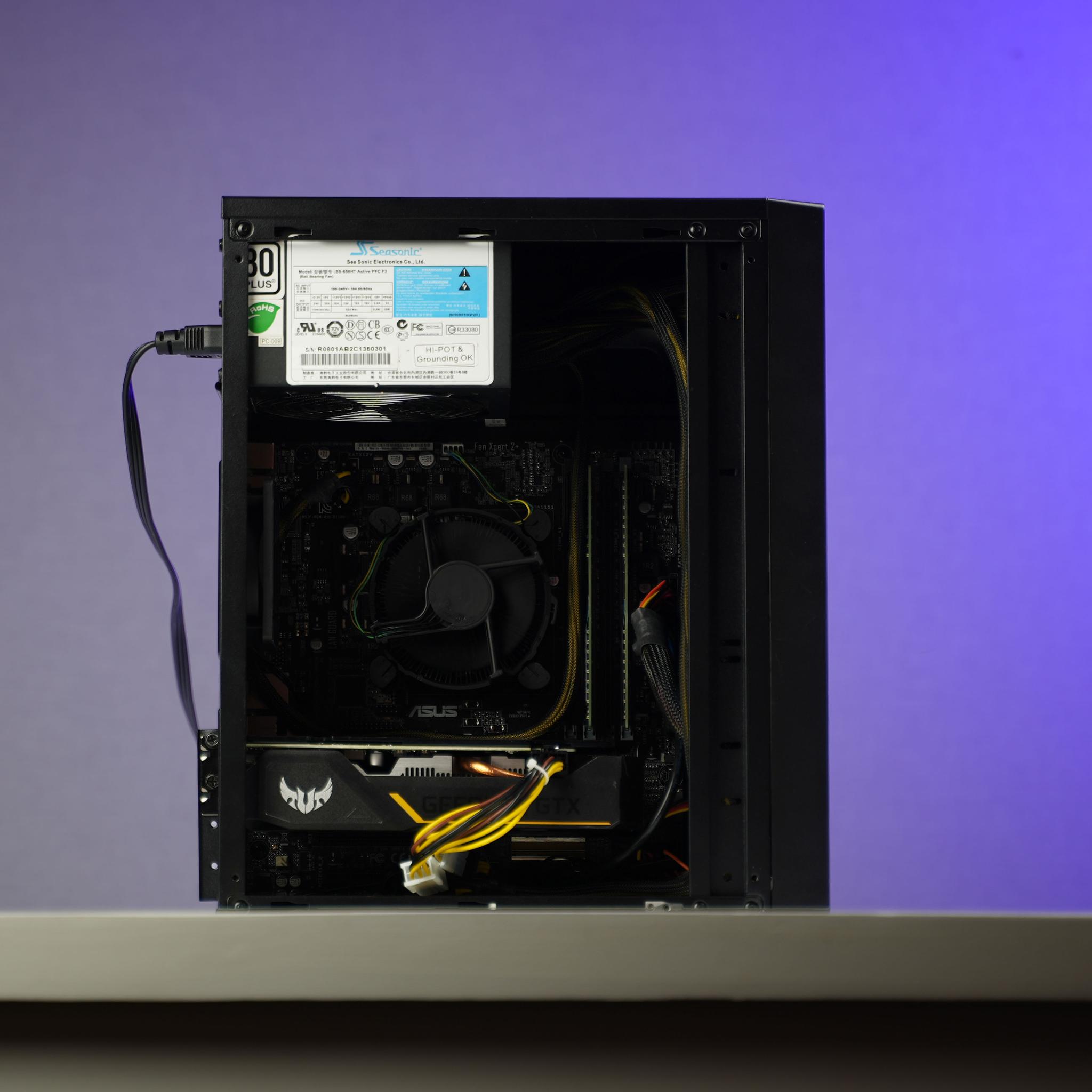 \ SF-01 / GTX 1660 Super Intel Core i5 7600K 16GB .5TB Windows 11 Gaming PC