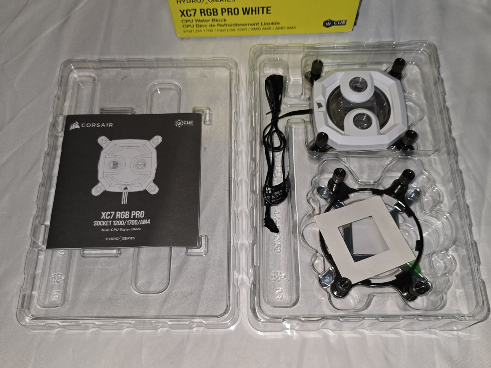 XC7 RGB Pro White