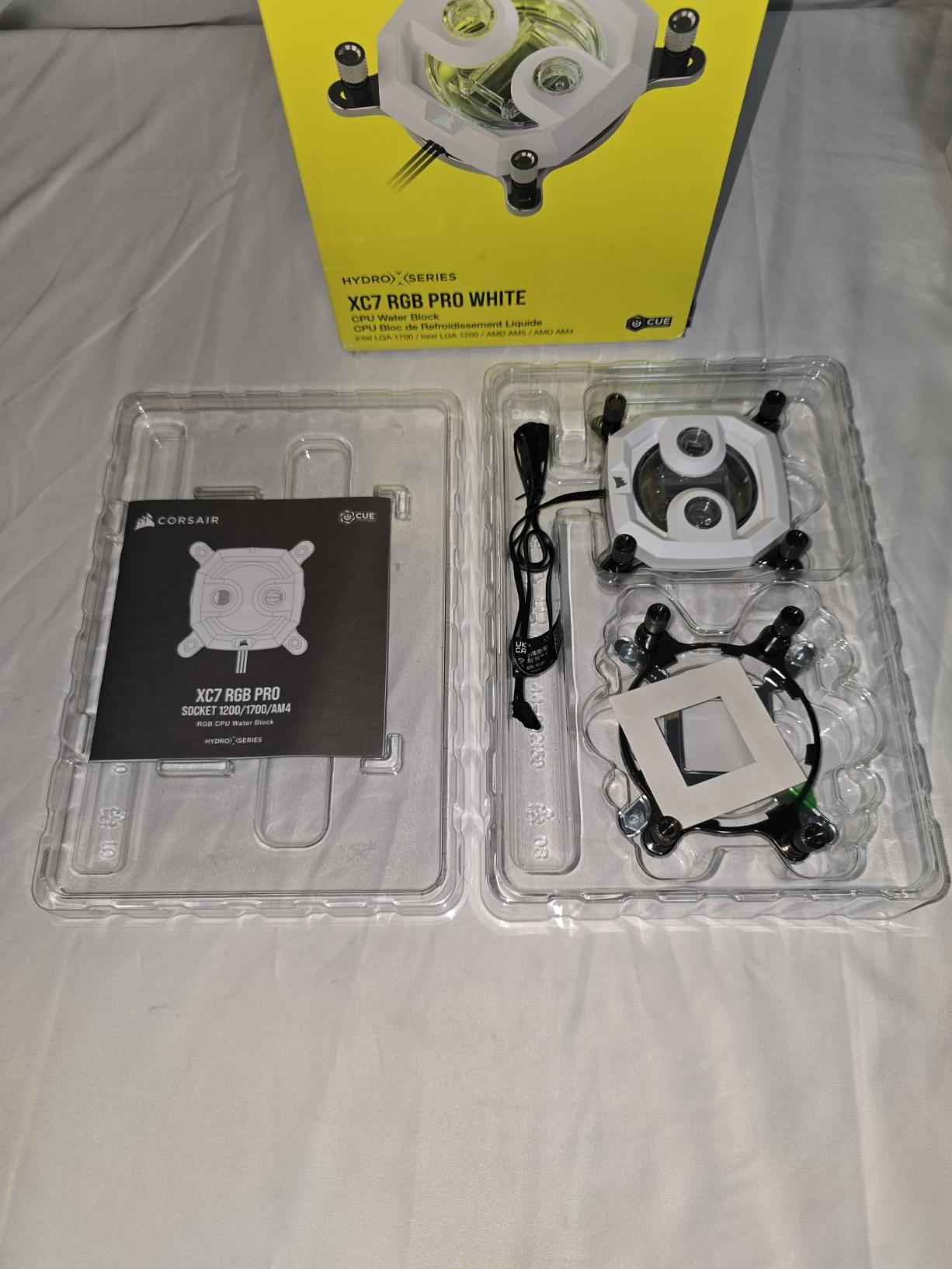 XC7 RGB Pro White