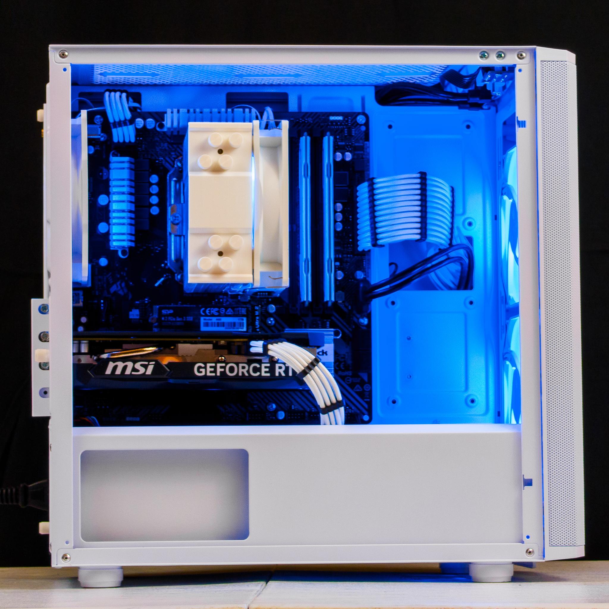 RTX 4060 / Ryzen 7 3700 / 16GB Gaming PC 🖤🤍