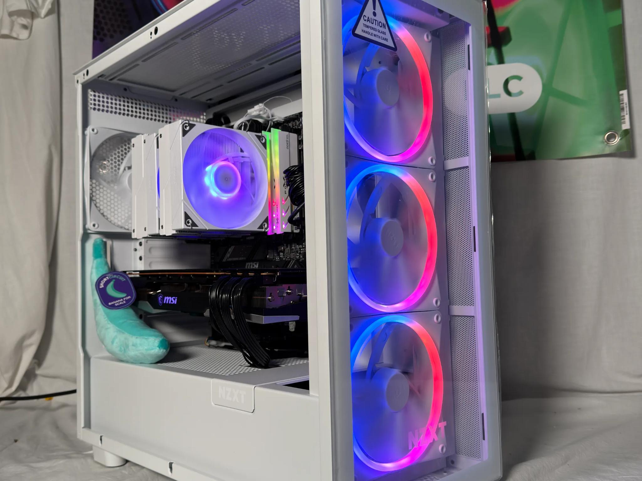 RX 7900XTX Ryzen 7 9800X3D