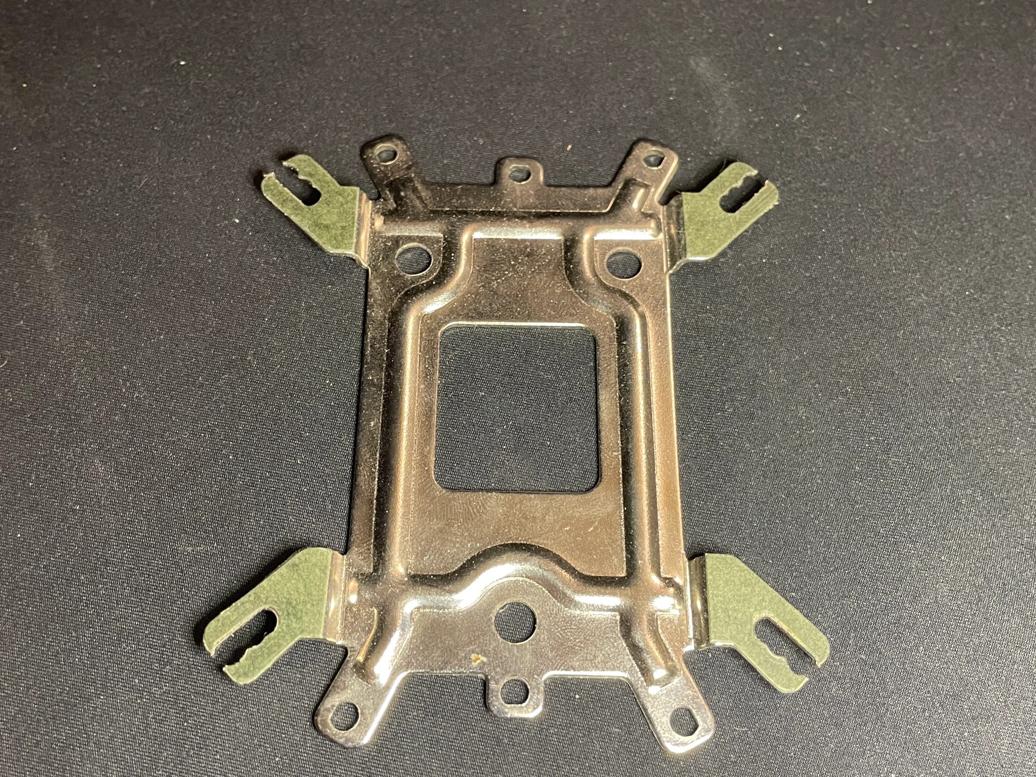 Asus rog supreme fx maximus VII Motherboard CPU Mount