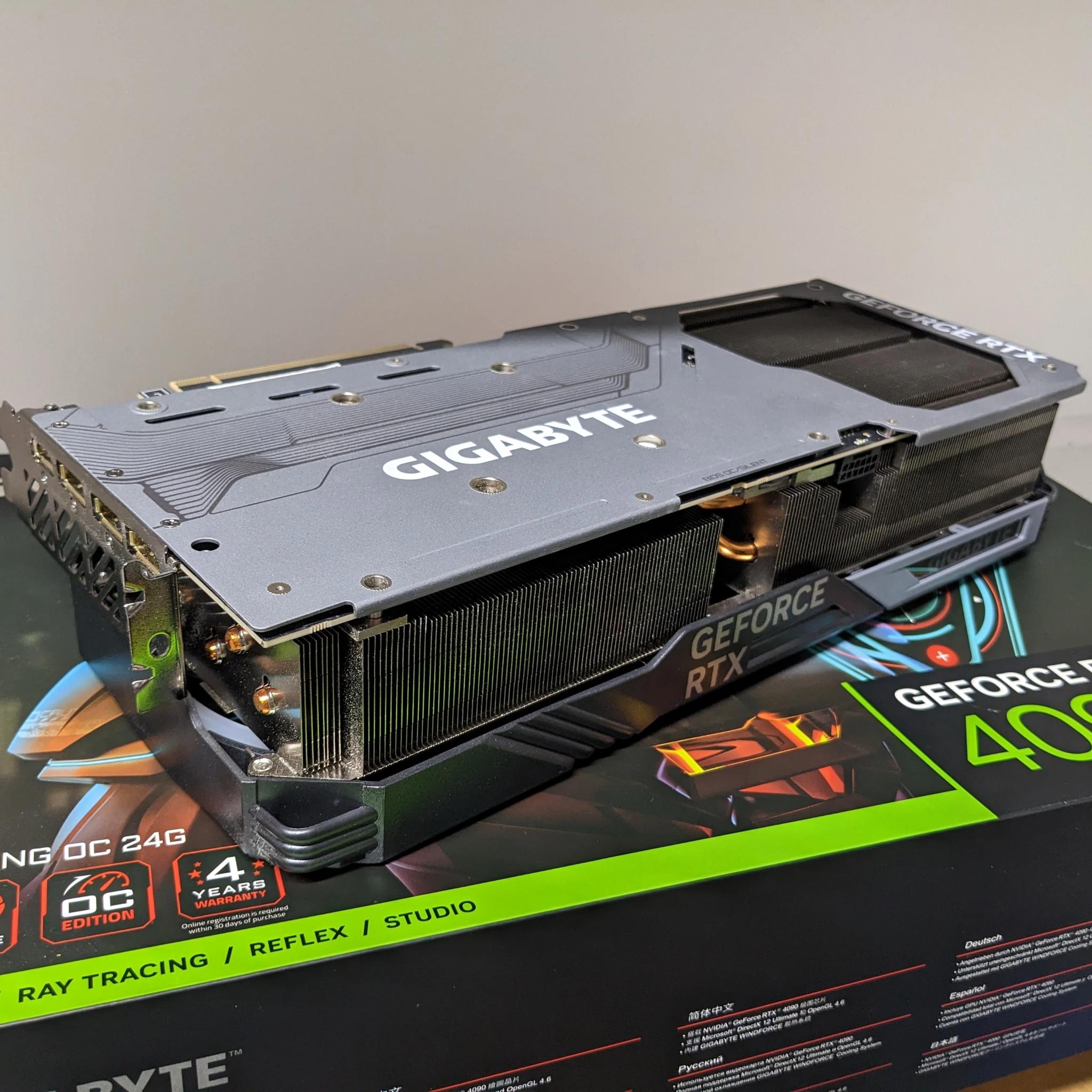 GIGABYTE GeForce RTX 4090 24GB GDDR6X PCI Express 4.0 x16 ATX Video Card GV-N4090GAMING OC-24GD
